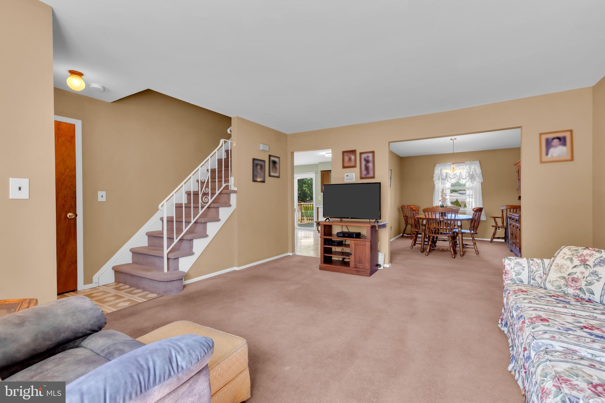 12 ANGELIQUE COURT