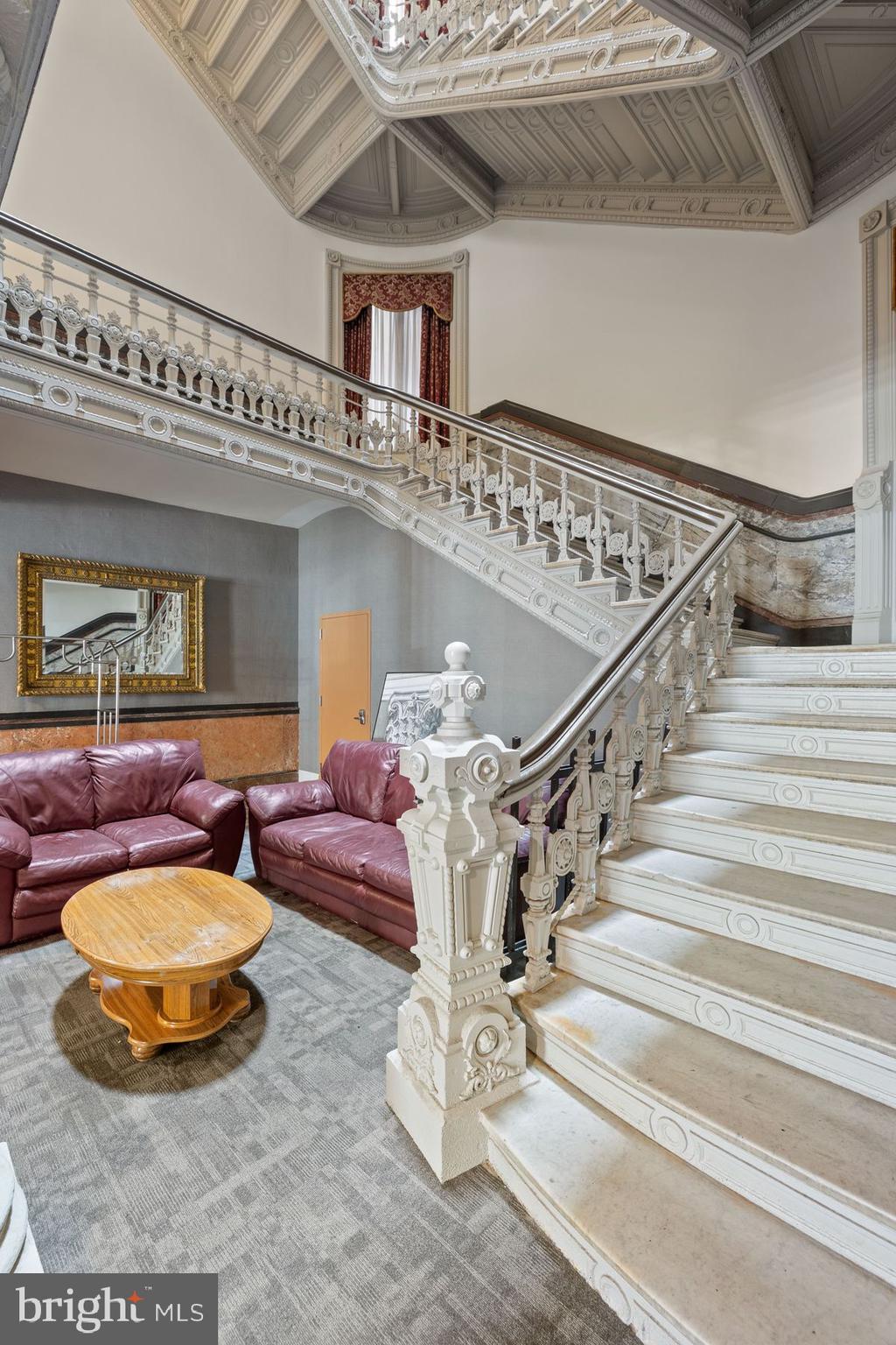 CENTER CITY - Residential Lease