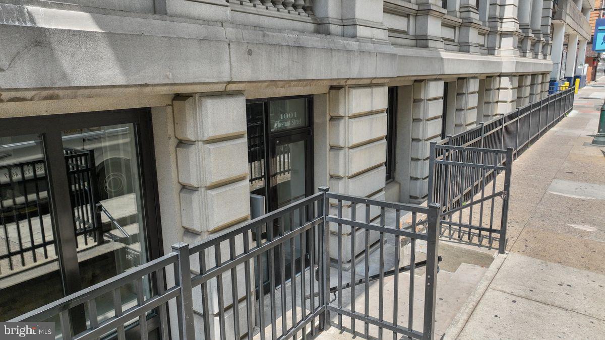 CENTER CITY - Residential Lease