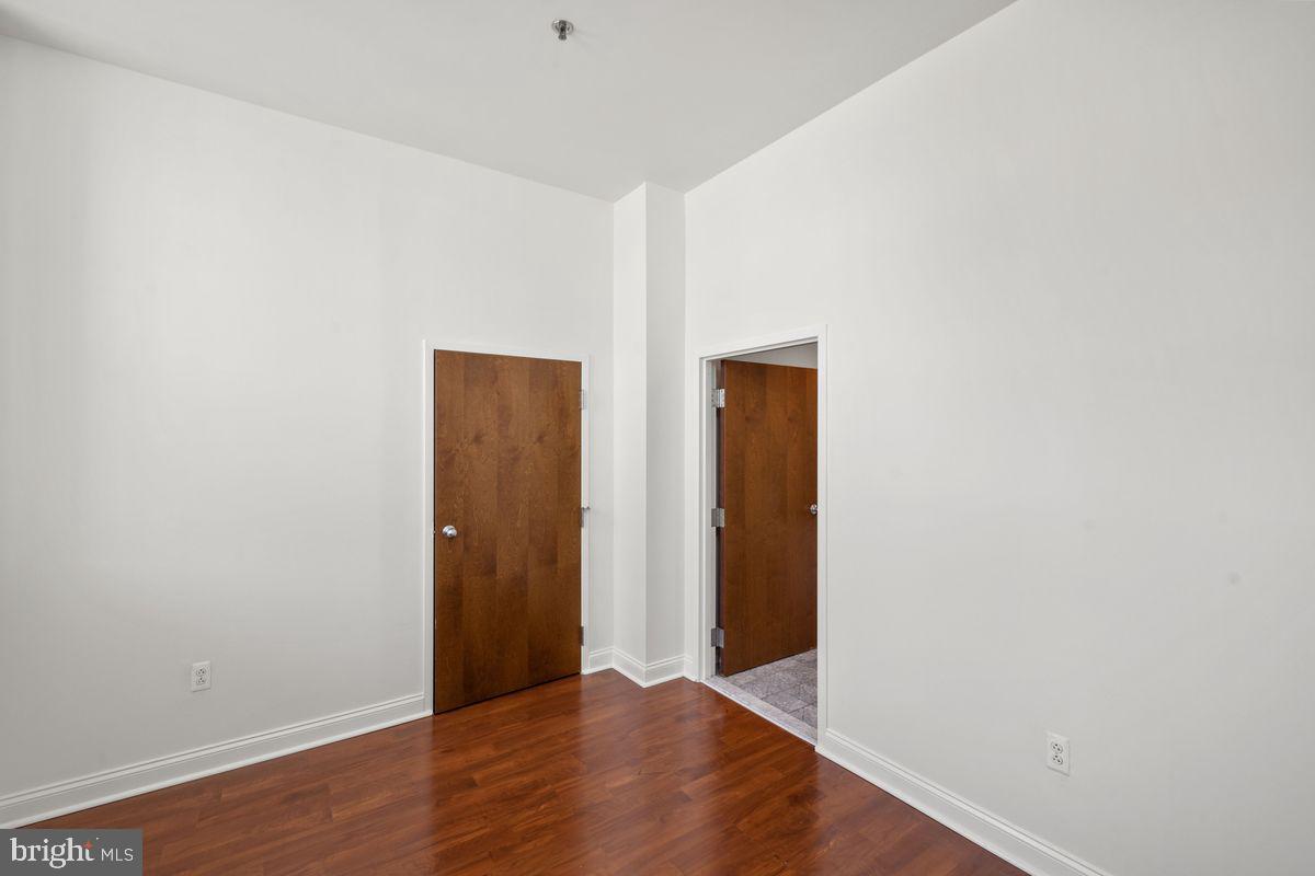 CENTER CITY - Residential Lease