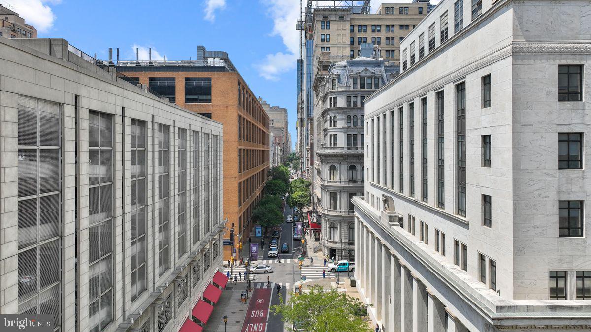 CENTER CITY - Residential Lease