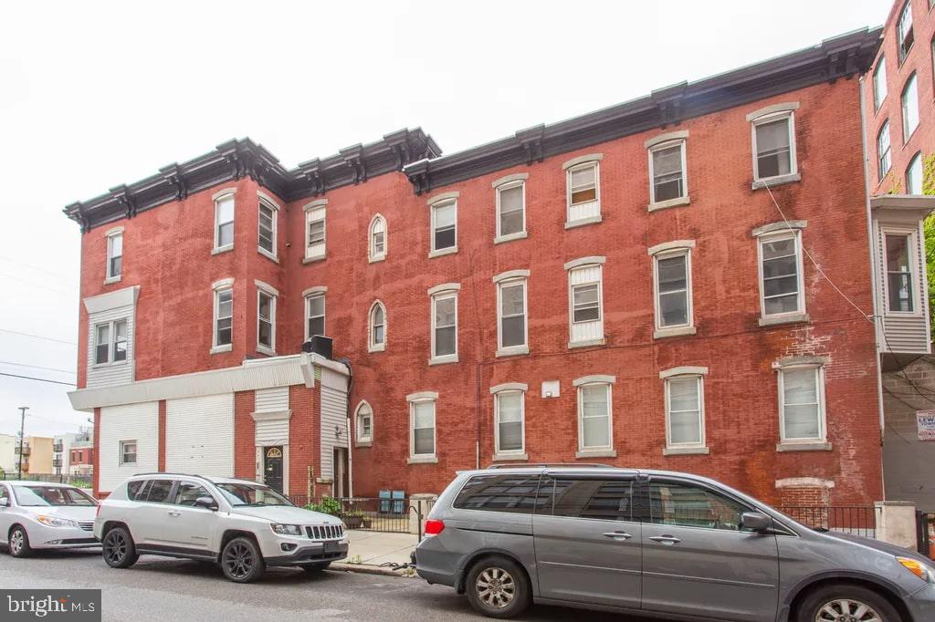 SPRING GARDEN - Residential Lease