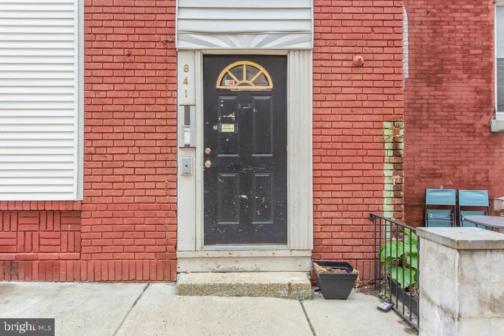 SPRING GARDEN - Residential Lease