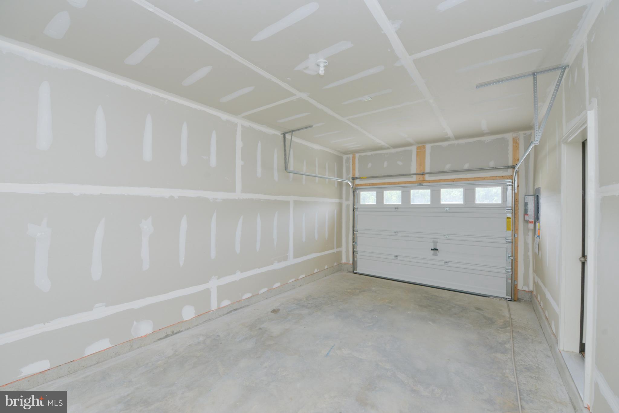 WINDLASS RUN - Residential