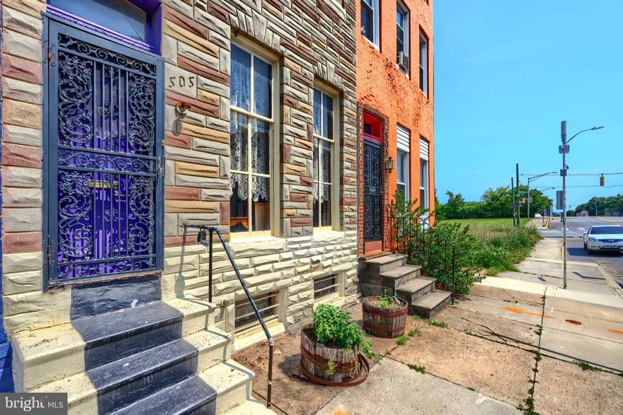 This property will be sold at ONLINE AUCTION. LIST PRICE REPRESENTS OPENING BID.

Discover the potential of this charming Harlem Park row house featuring four bedrooms and one bathroom, complemented by soaring high ceilings. This home boasts solid construction and unique architectural details that can be beautifully integrated into your renovation plans. With its strong foundation and character, it’s an excellent opportunity to create a personalized living space in a vibrant neighborhood.

Please schedule all showings online via Showing Time. 

Bidding opens at 12 Noon on Monday, June 30, 2025 and closes at 1:00 pm on Wednesday, July 2, 2025.  

 Additional Auction Terms:
-10% buyer's premium will be added to the winning bid.
-Buyer's Agent must be registered as an agent on Homesale.plus prior to the time buyer places 1st bid. 
-Property is sold AS-IS, no inspection contingency.
-No financing contingency.
-Buyer pays all closing costs (including but not limited to transfer & recordation taxes).
-10% Earnest Money Deposit due at contract execution.