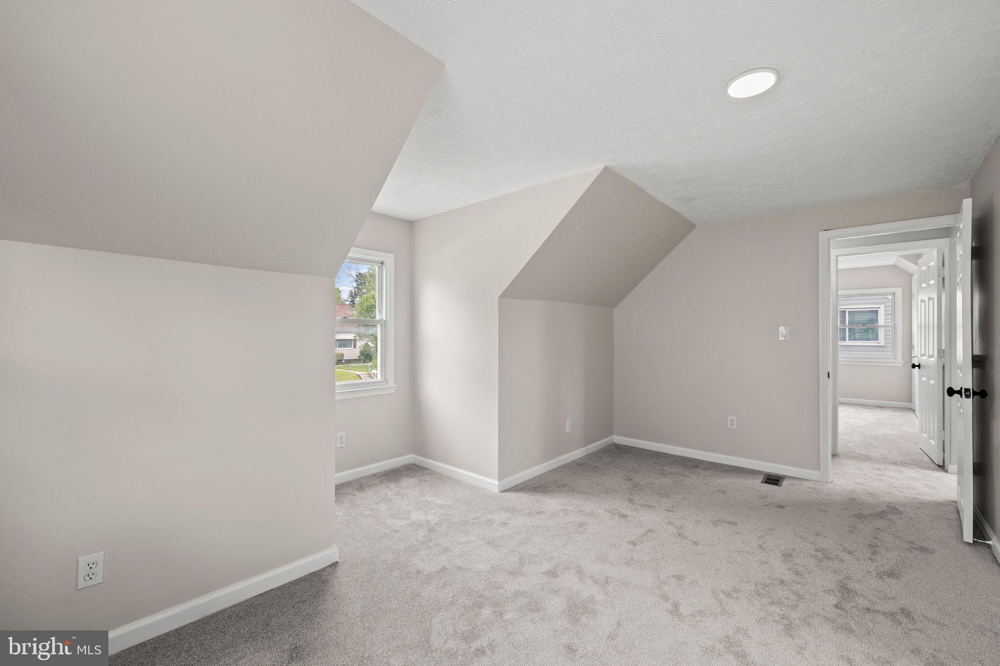 SILVER CREEK - Residential