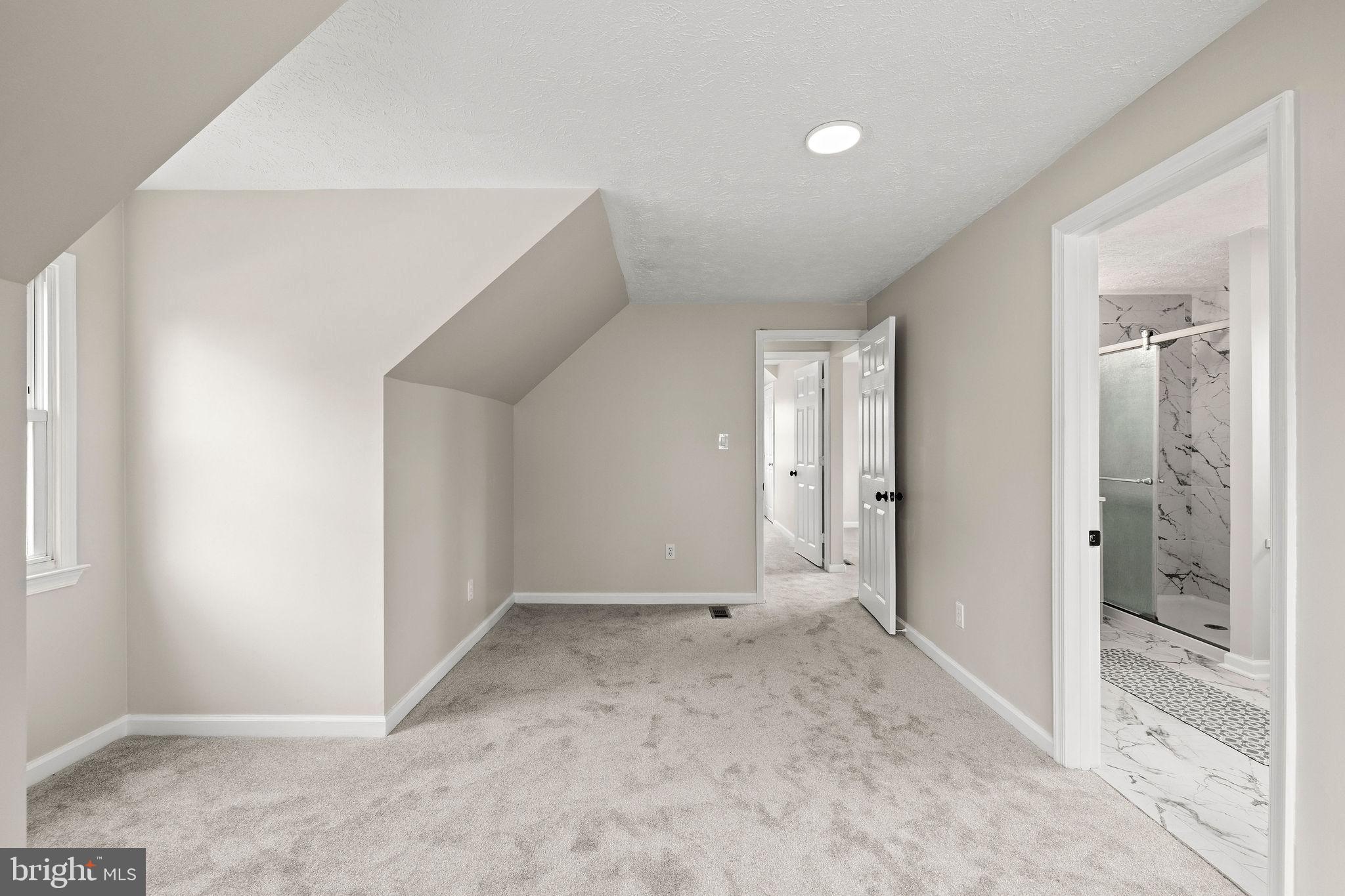 SILVER CREEK - Residential