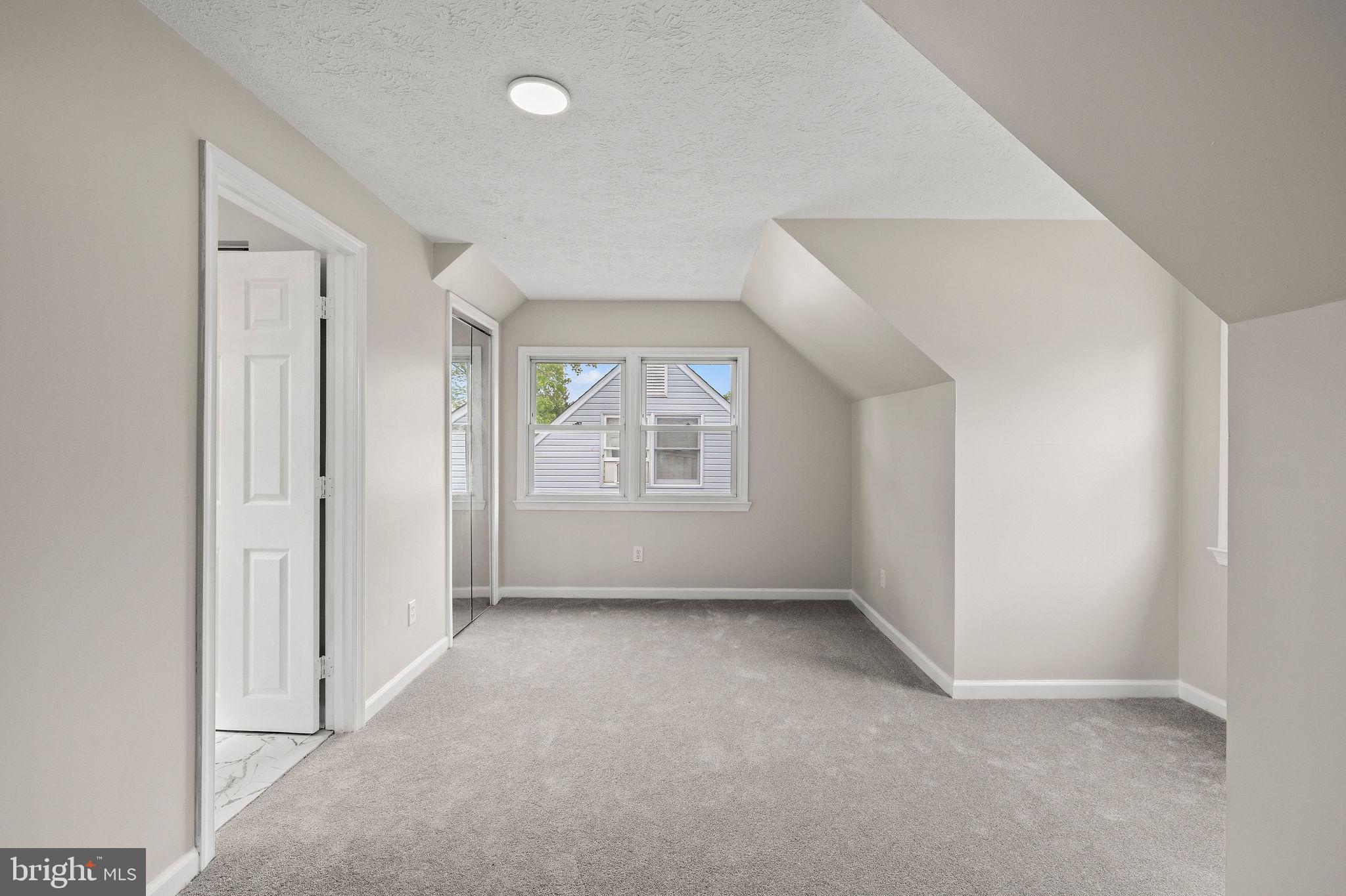 SILVER CREEK - Residential