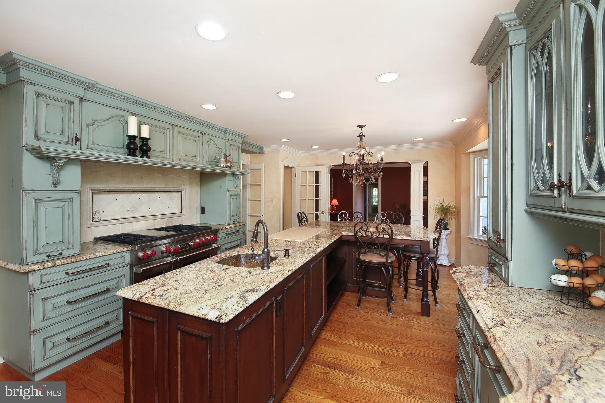 PEBBLE HILL - Residential