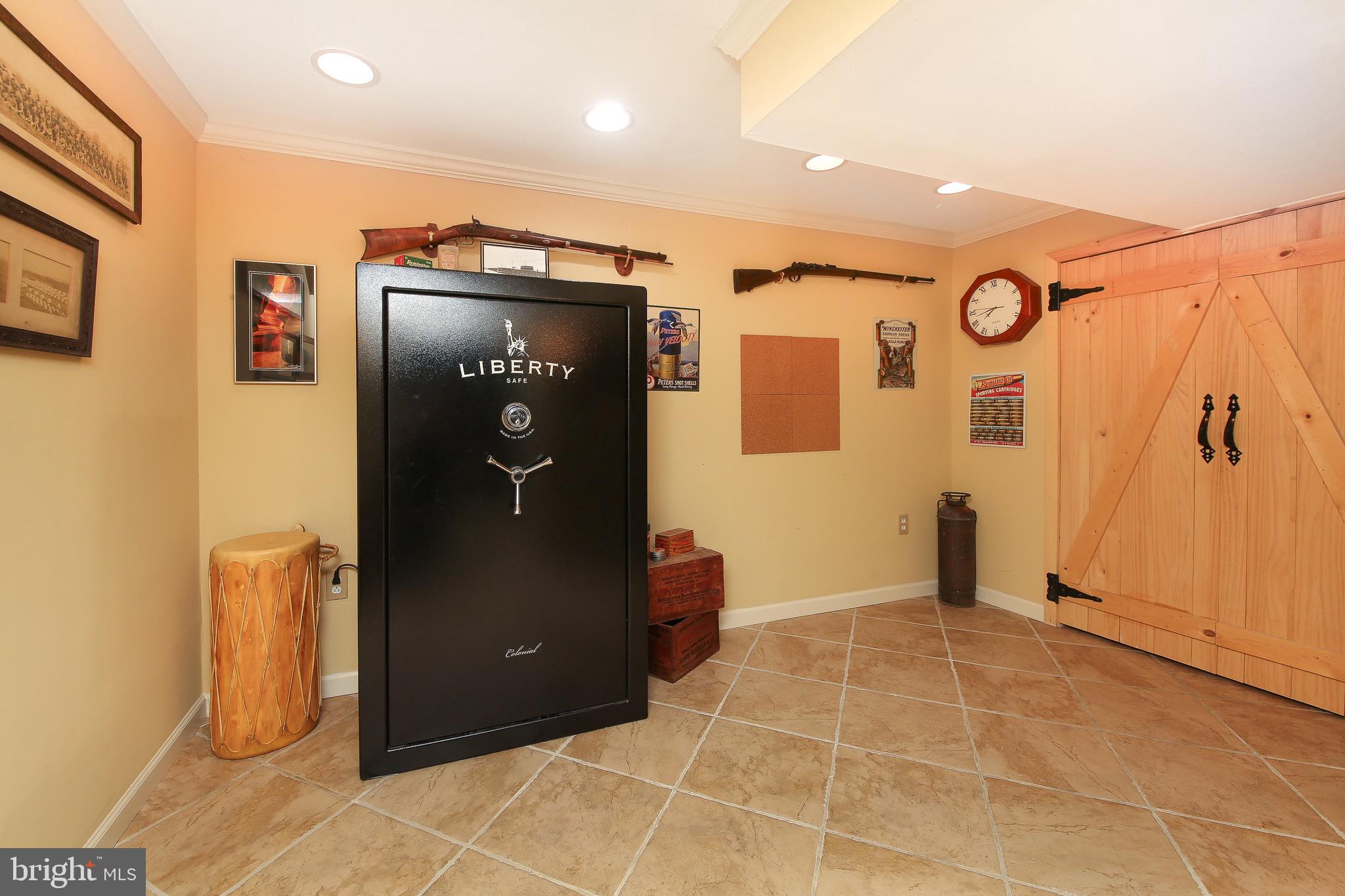 PEBBLE HILL - Residential