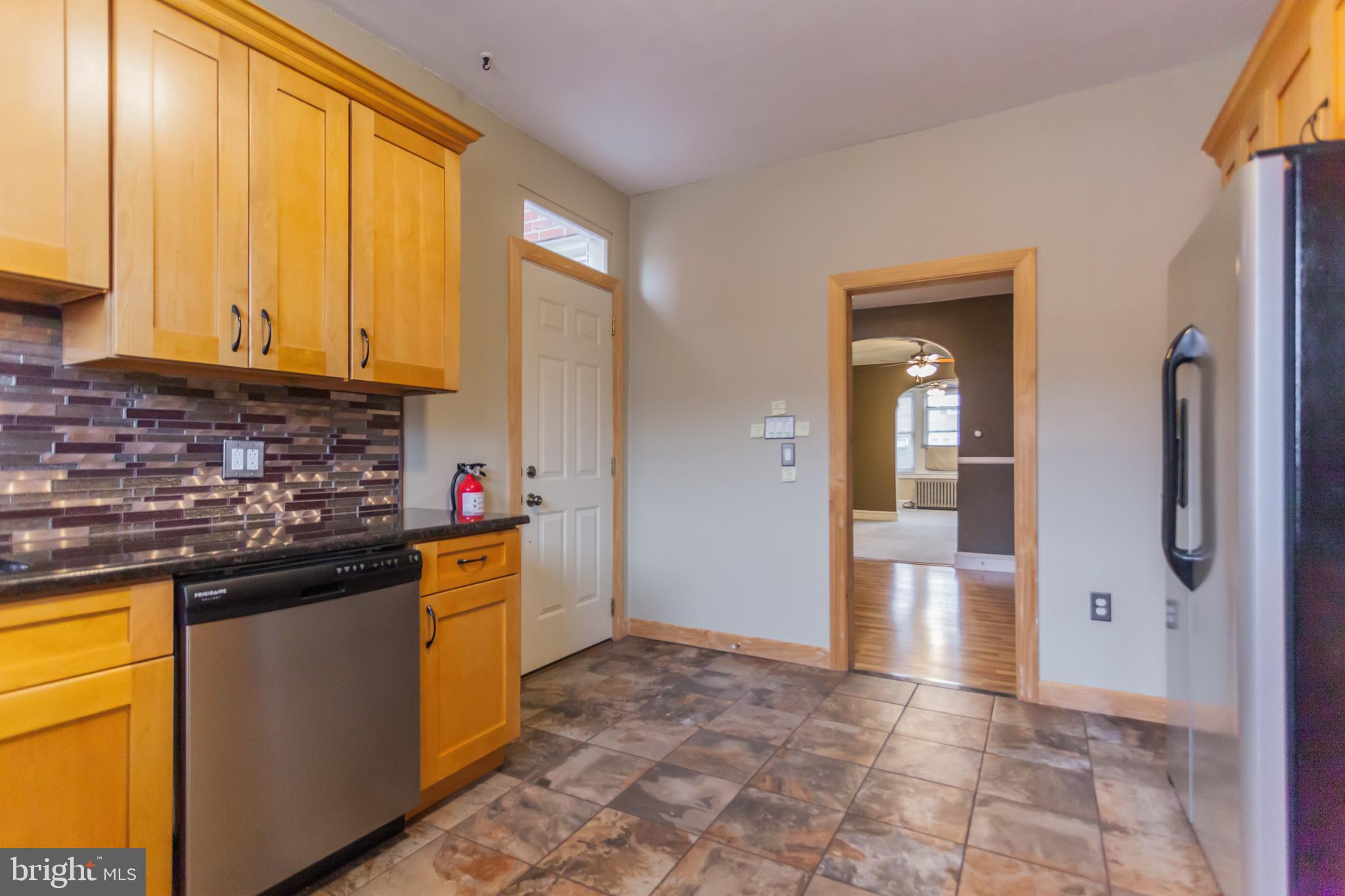 NORRISTOWN - Residential