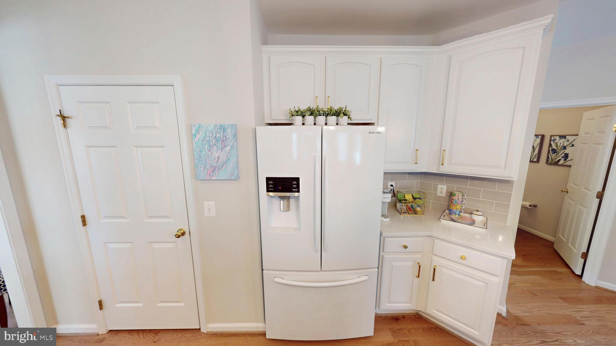 RIVER CREST - Residential