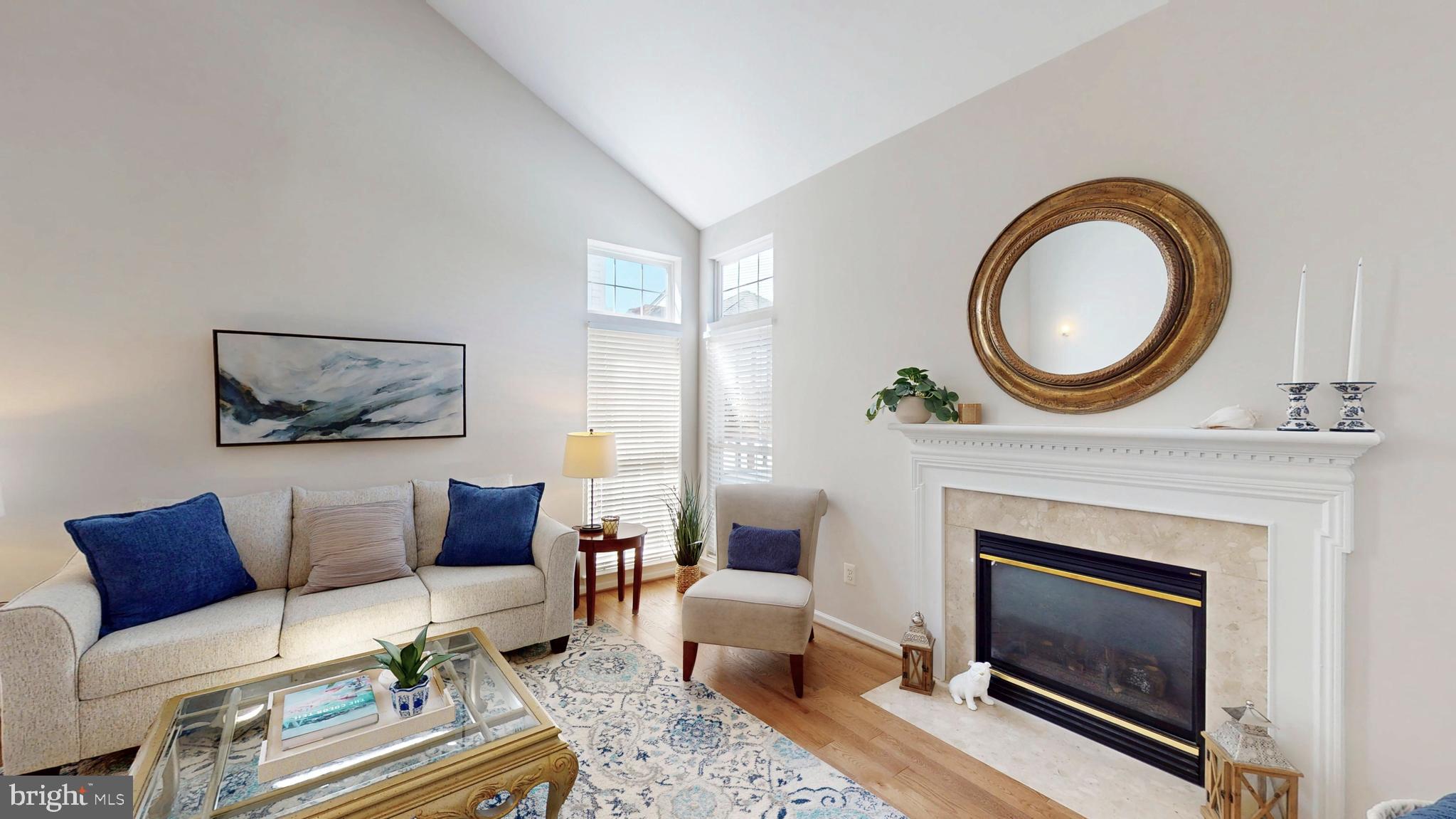 RIVER CREST - Residential