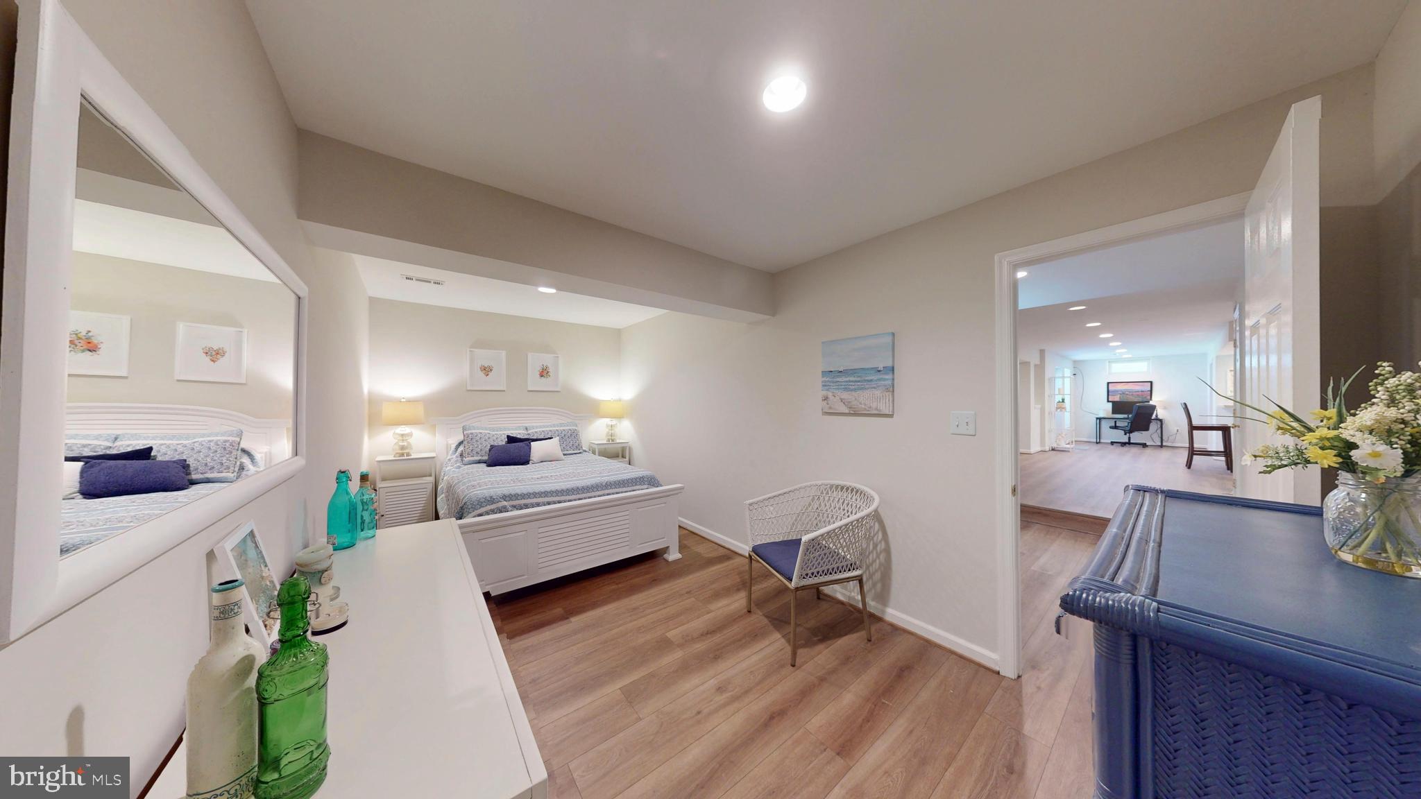 RIVER CREST - Residential