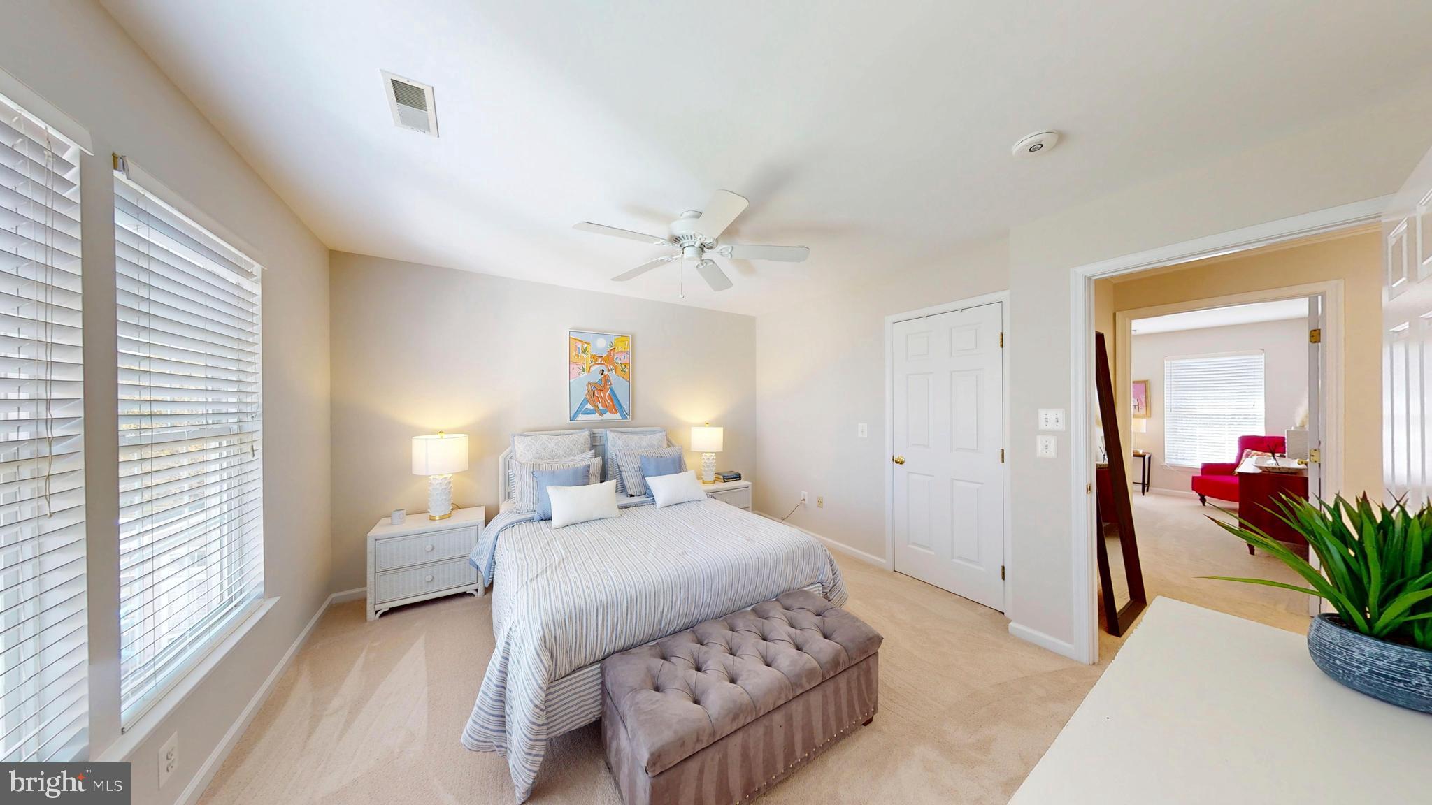 RIVER CREST - Residential