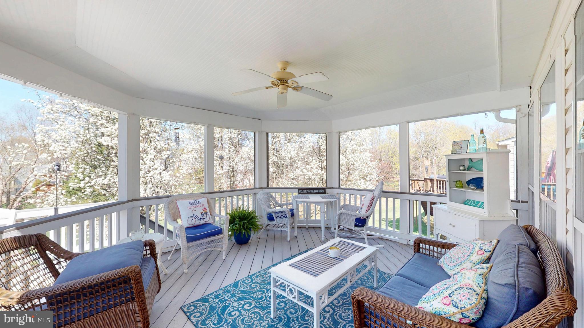 RIVER CREST - Residential