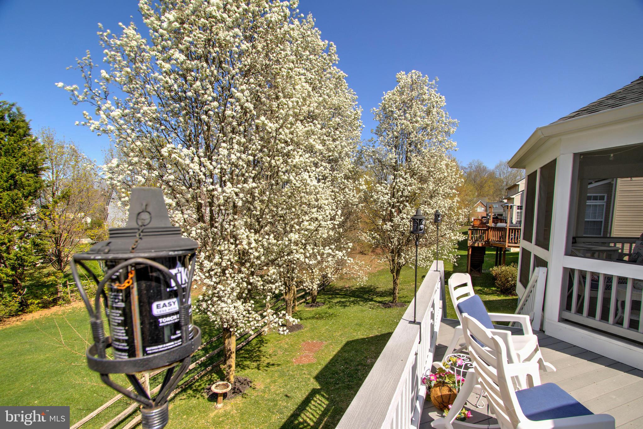 RIVER CREST - Residential