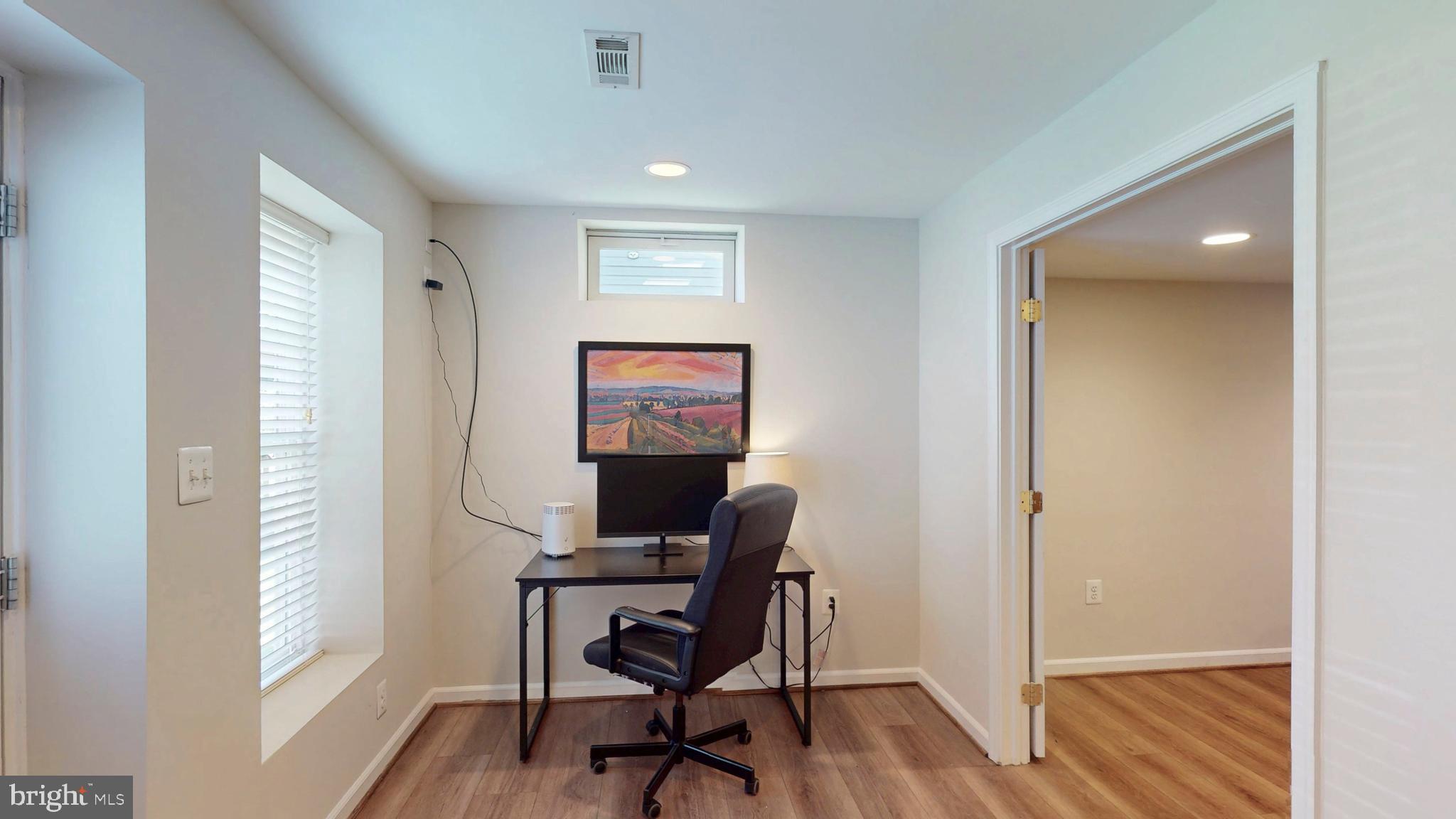 RIVER CREST - Residential