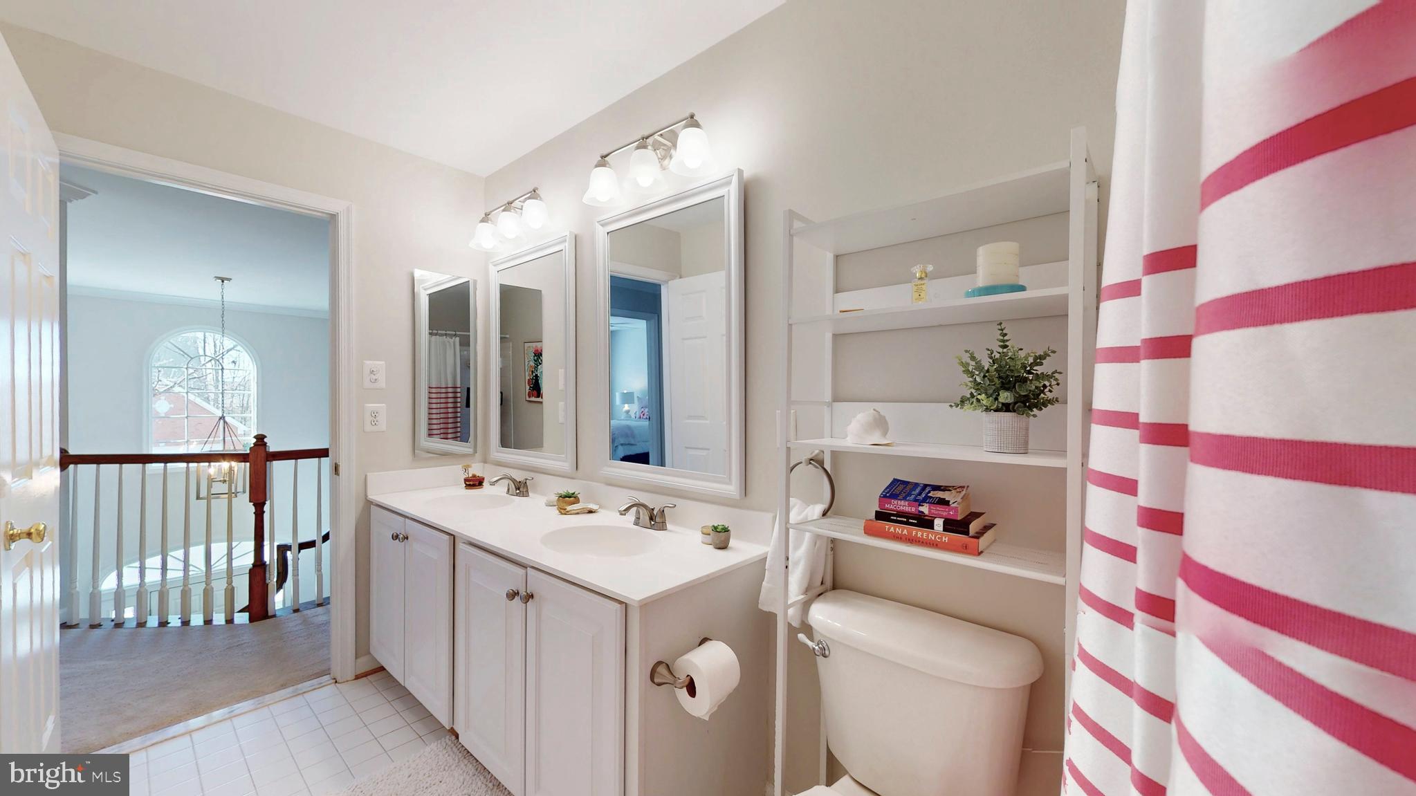 RIVER CREST - Residential