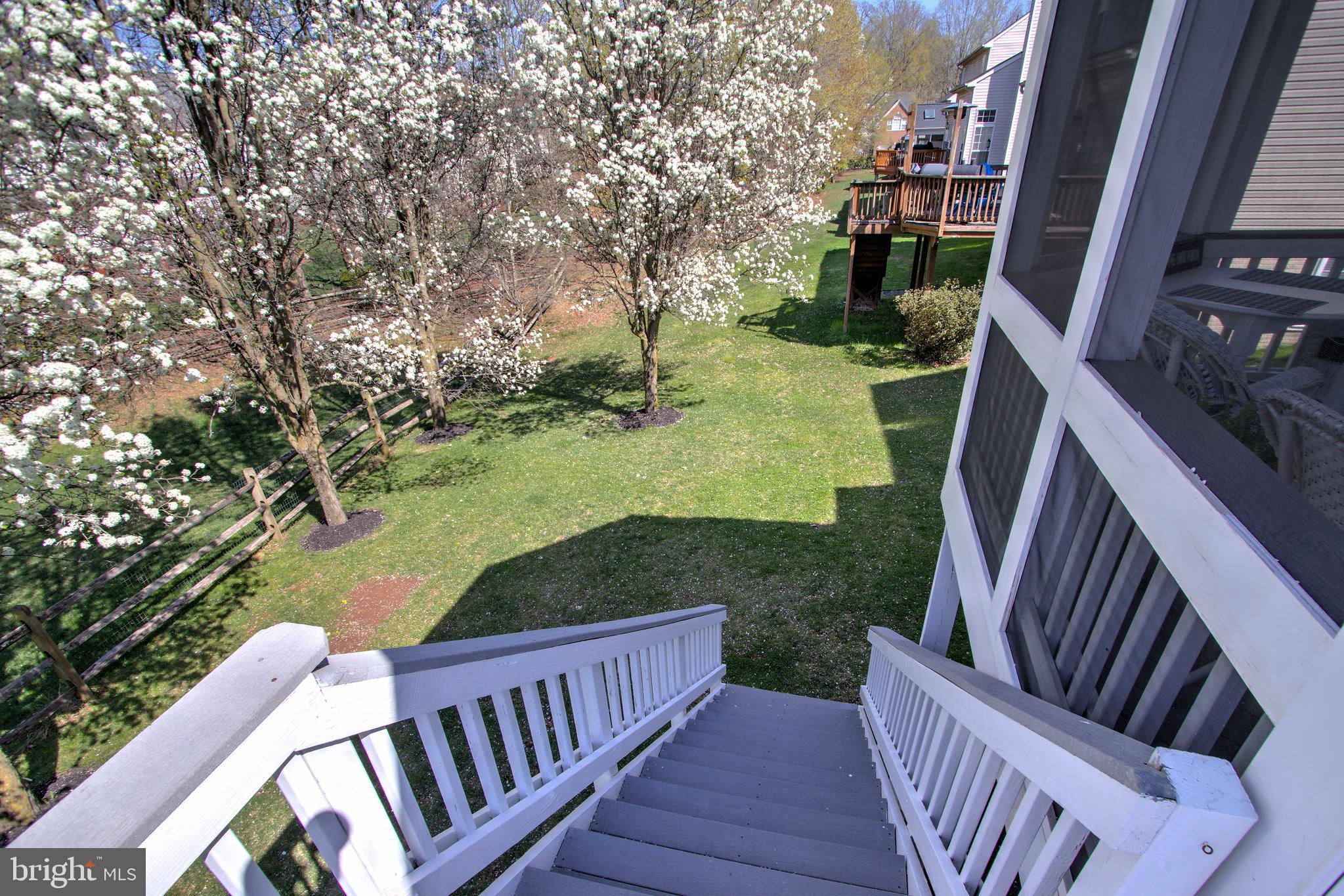 RIVER CREST - Residential