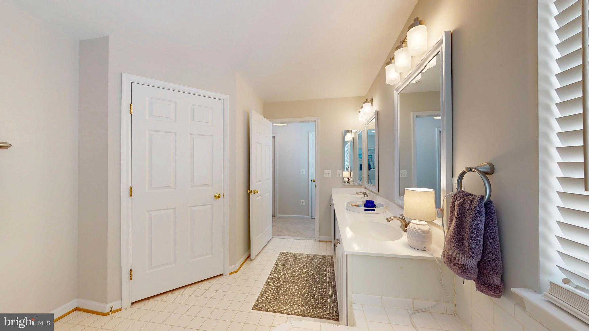 RIVER CREST - Residential