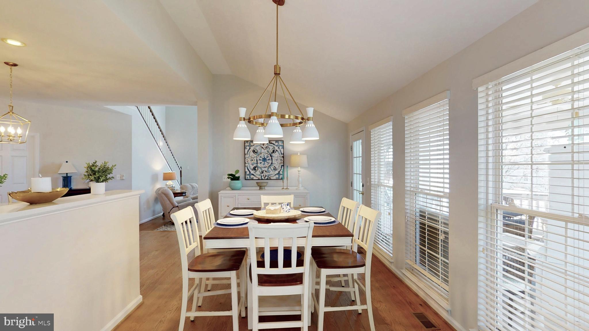 RIVER CREST - Residential