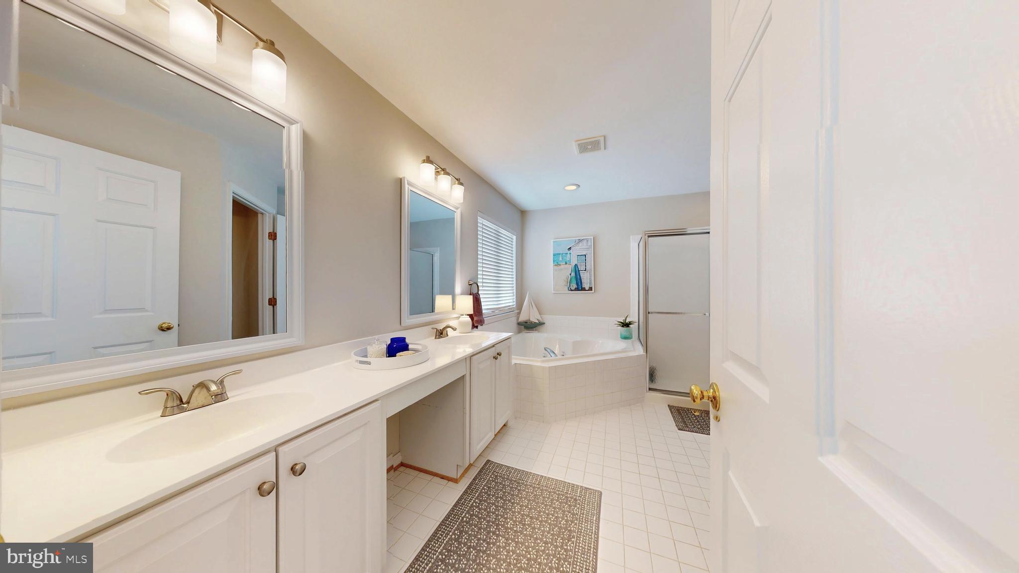 RIVER CREST - Residential