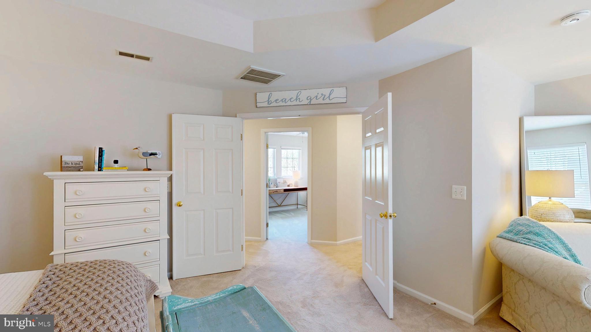 RIVER CREST - Residential