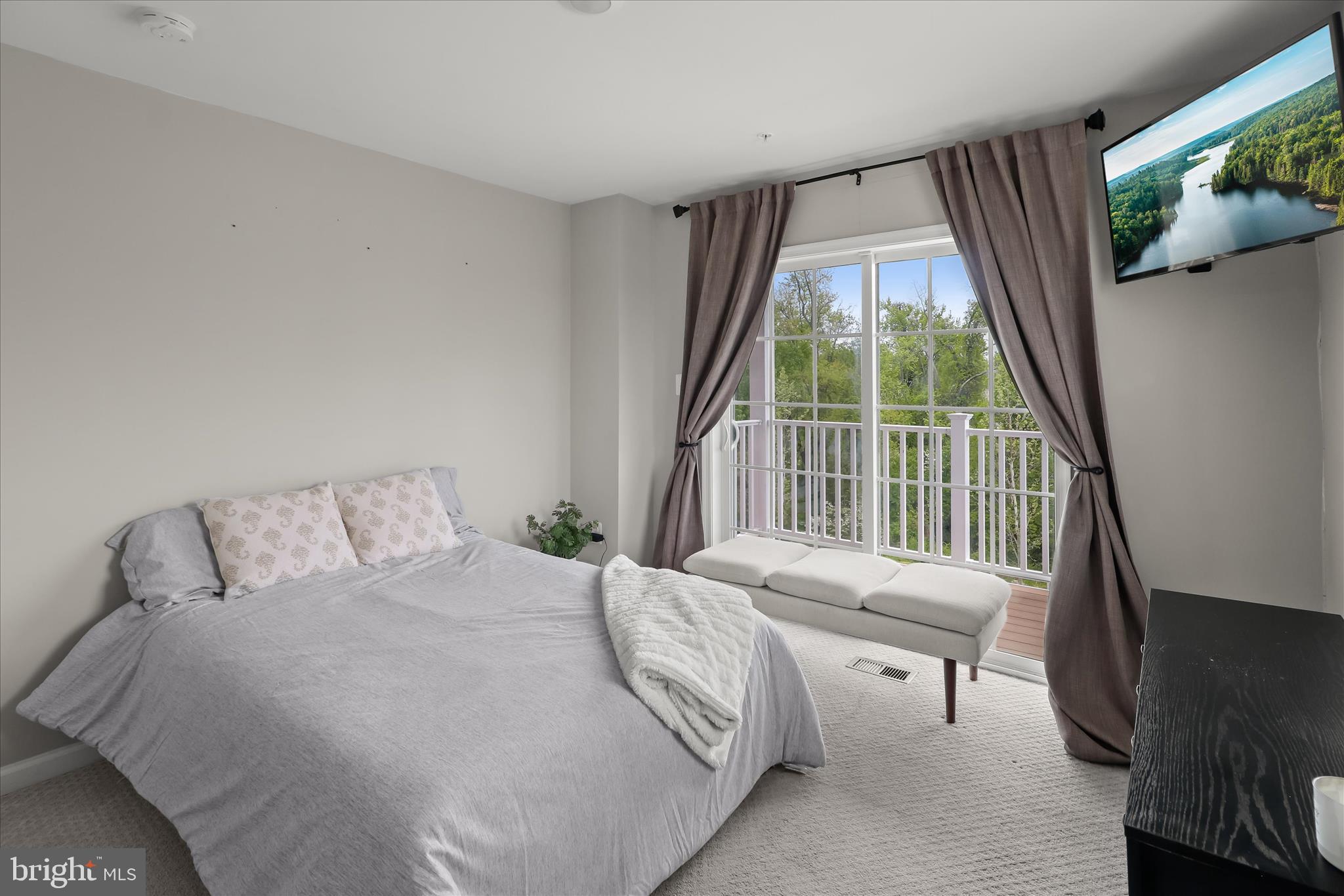 BALLARD GREEN - Residential
