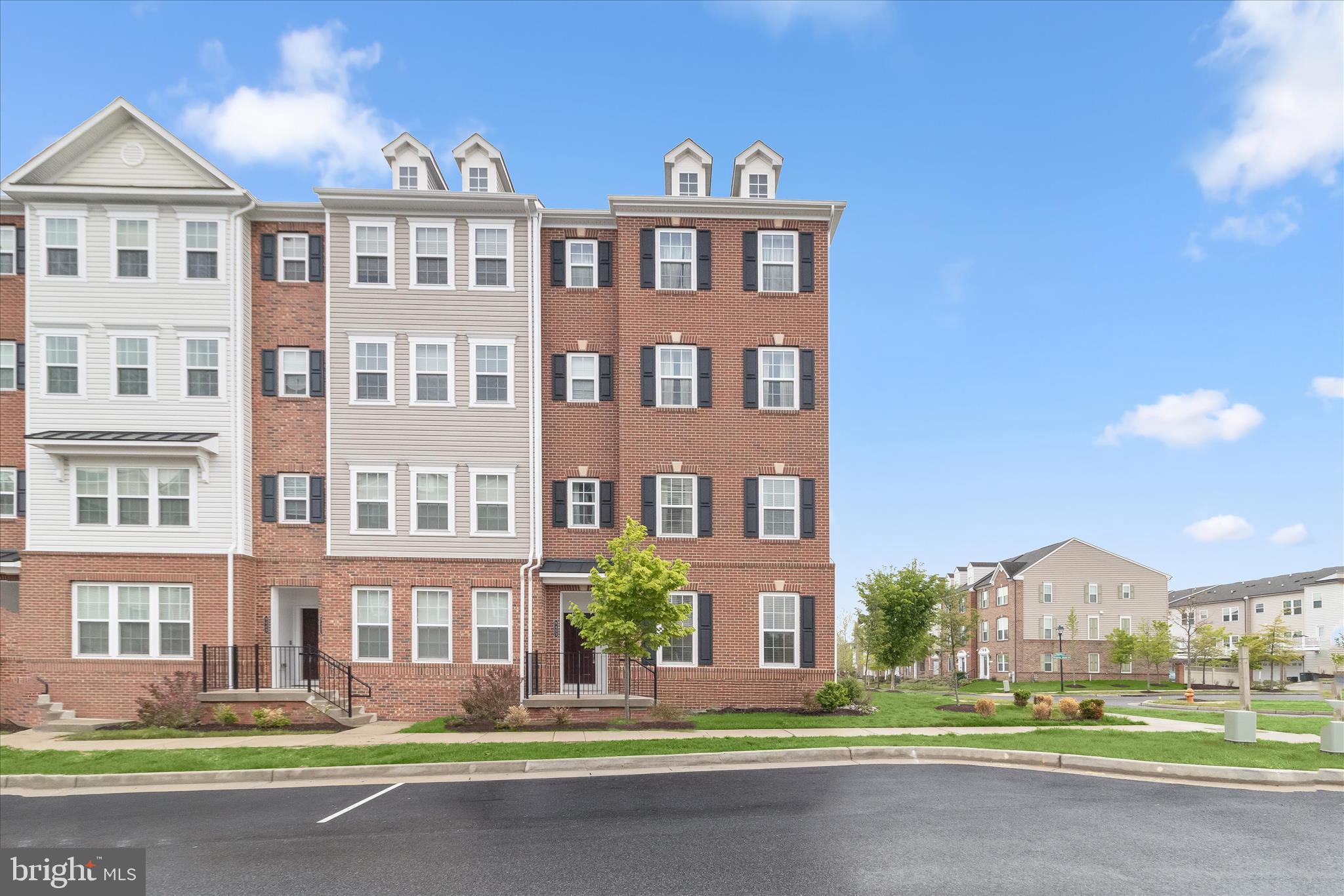 BALLARD GREEN - Residential