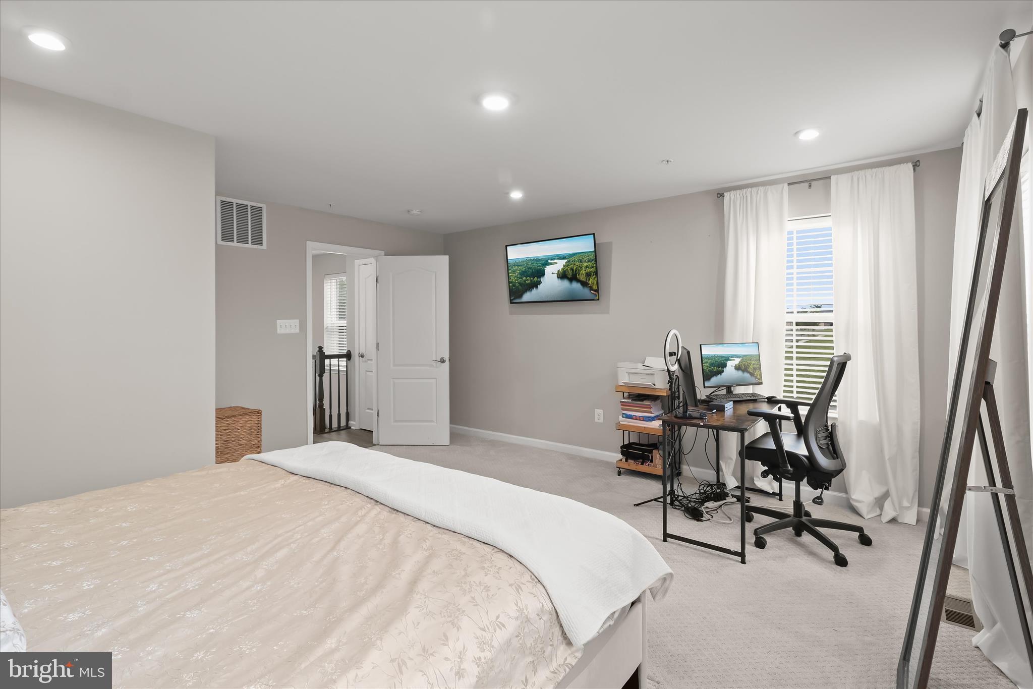 BALLARD GREEN - Residential