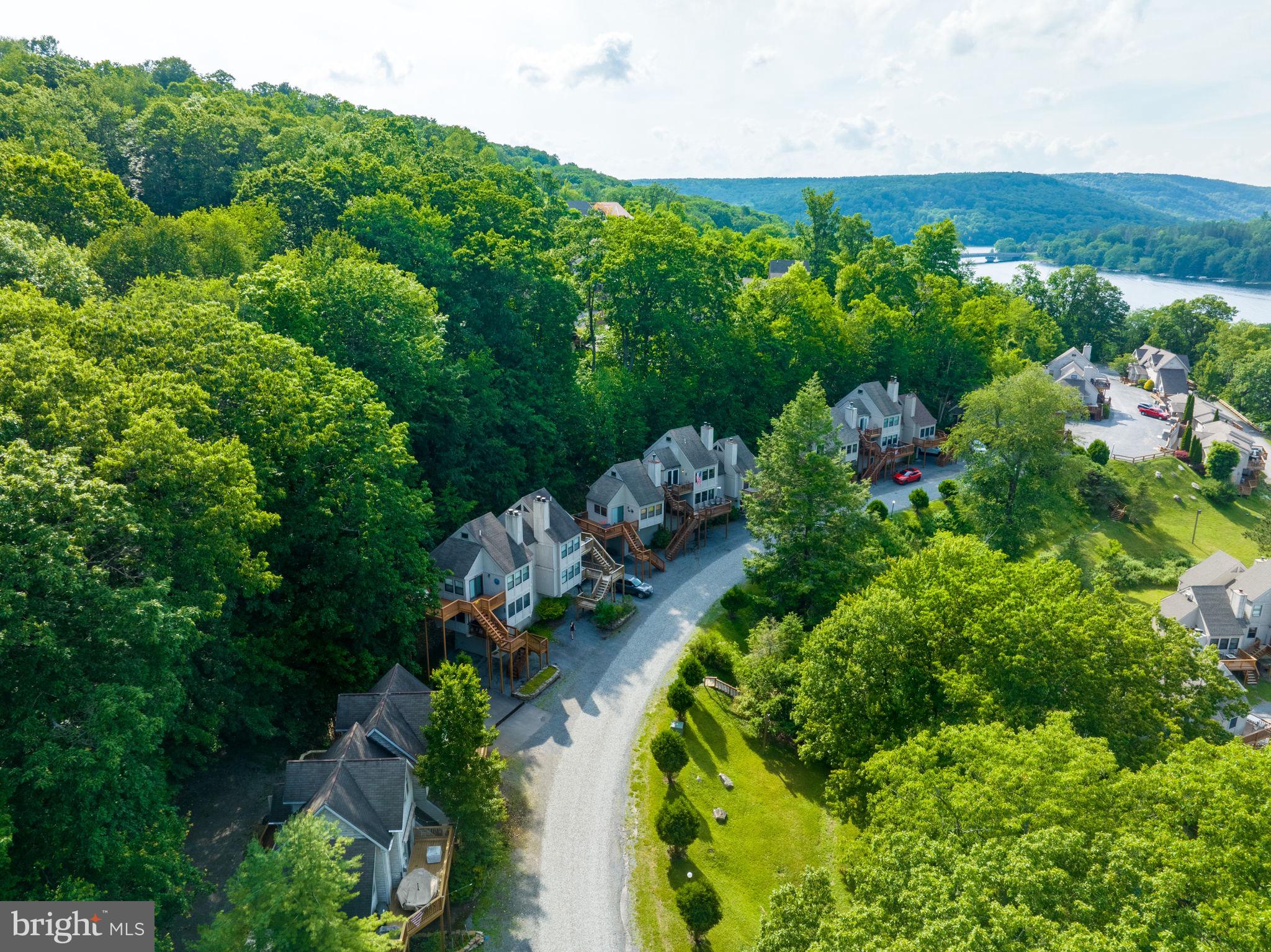 ROMAN NOSE - Residential