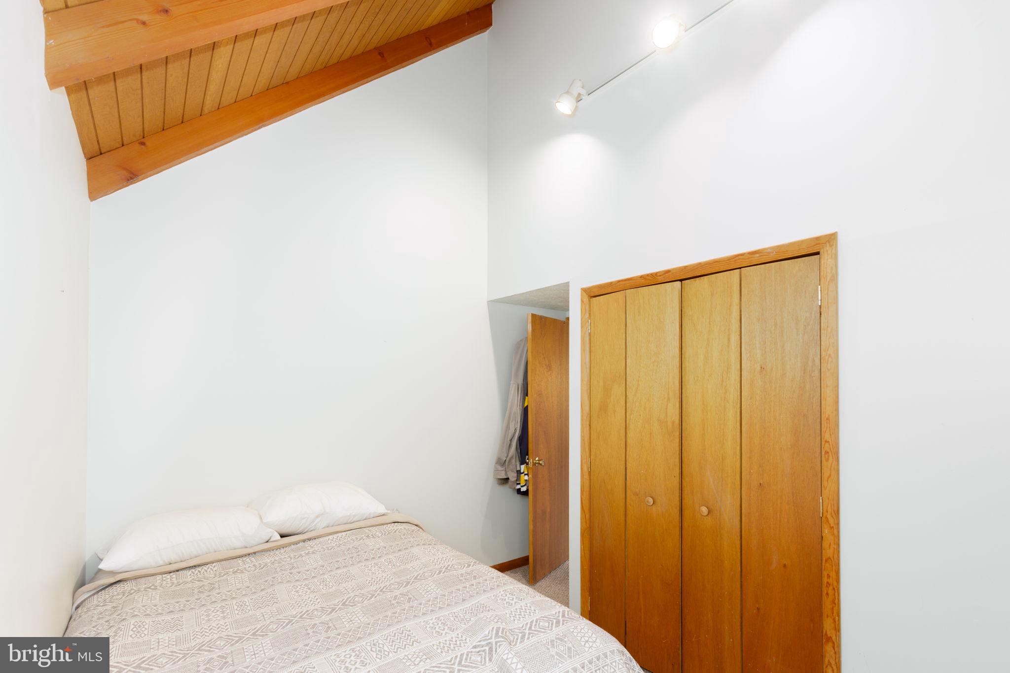 ROMAN NOSE - Residential