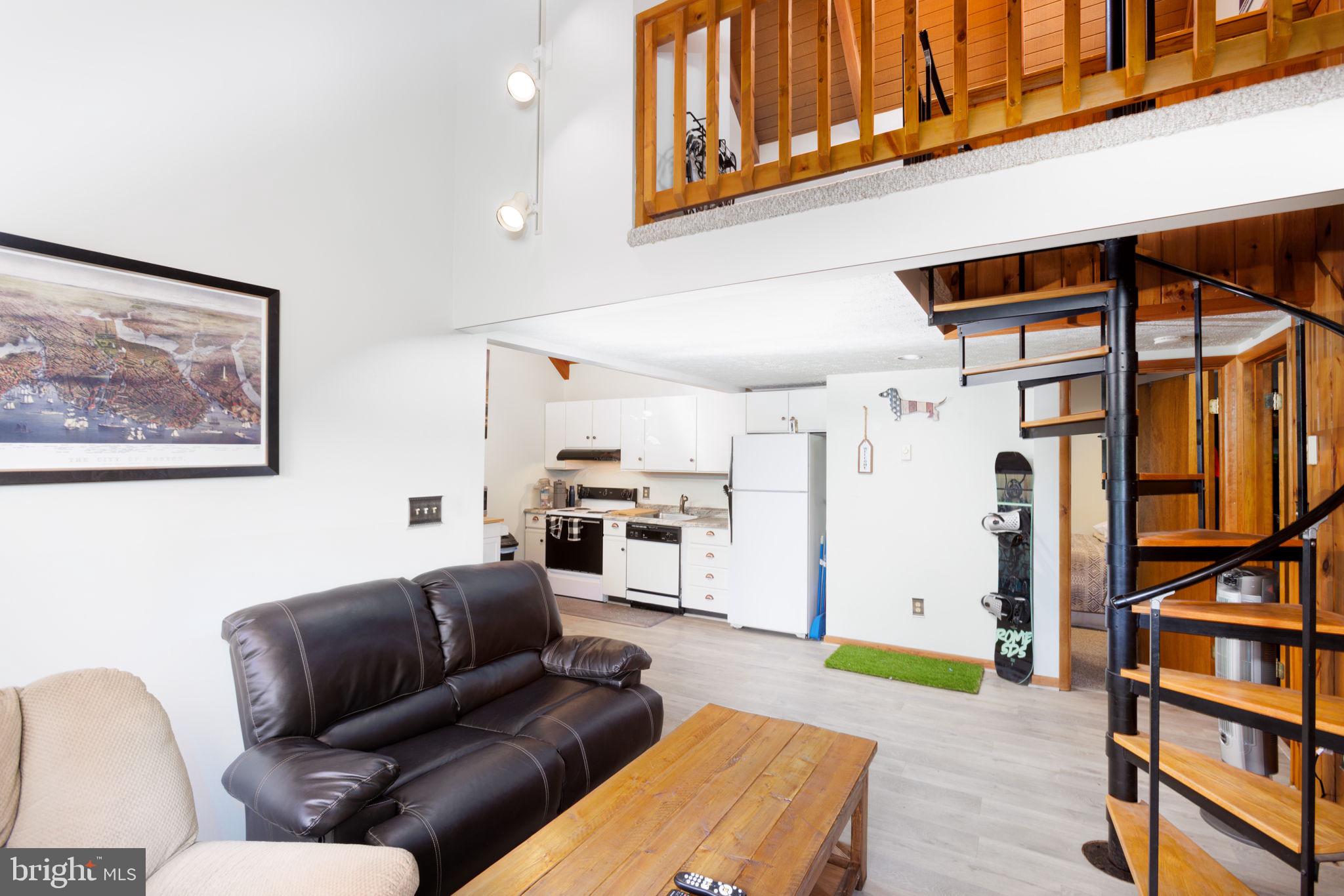 ROMAN NOSE - Residential