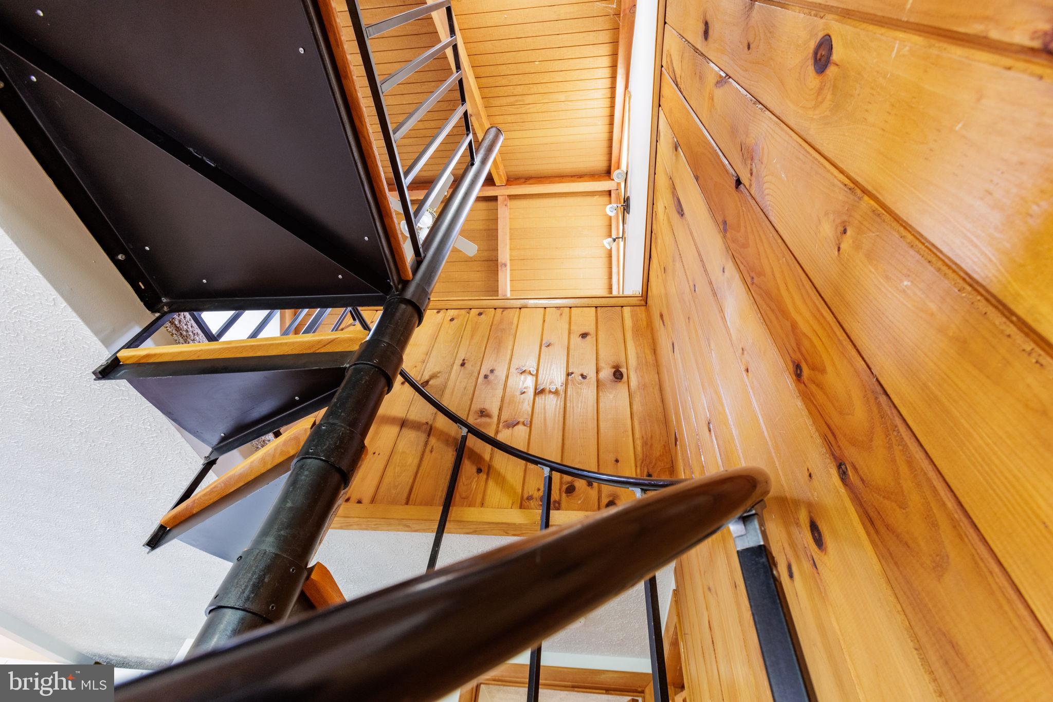 ROMAN NOSE - Residential