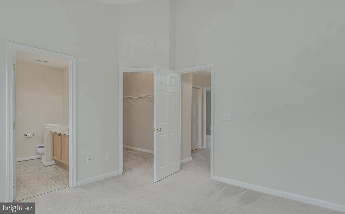 THE GALLERY - Residential Lease