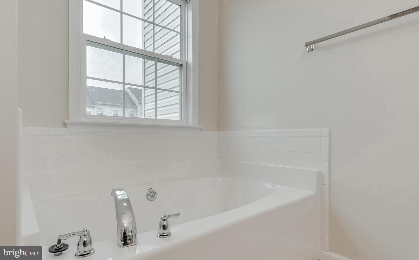 THE GALLERY - Residential Lease