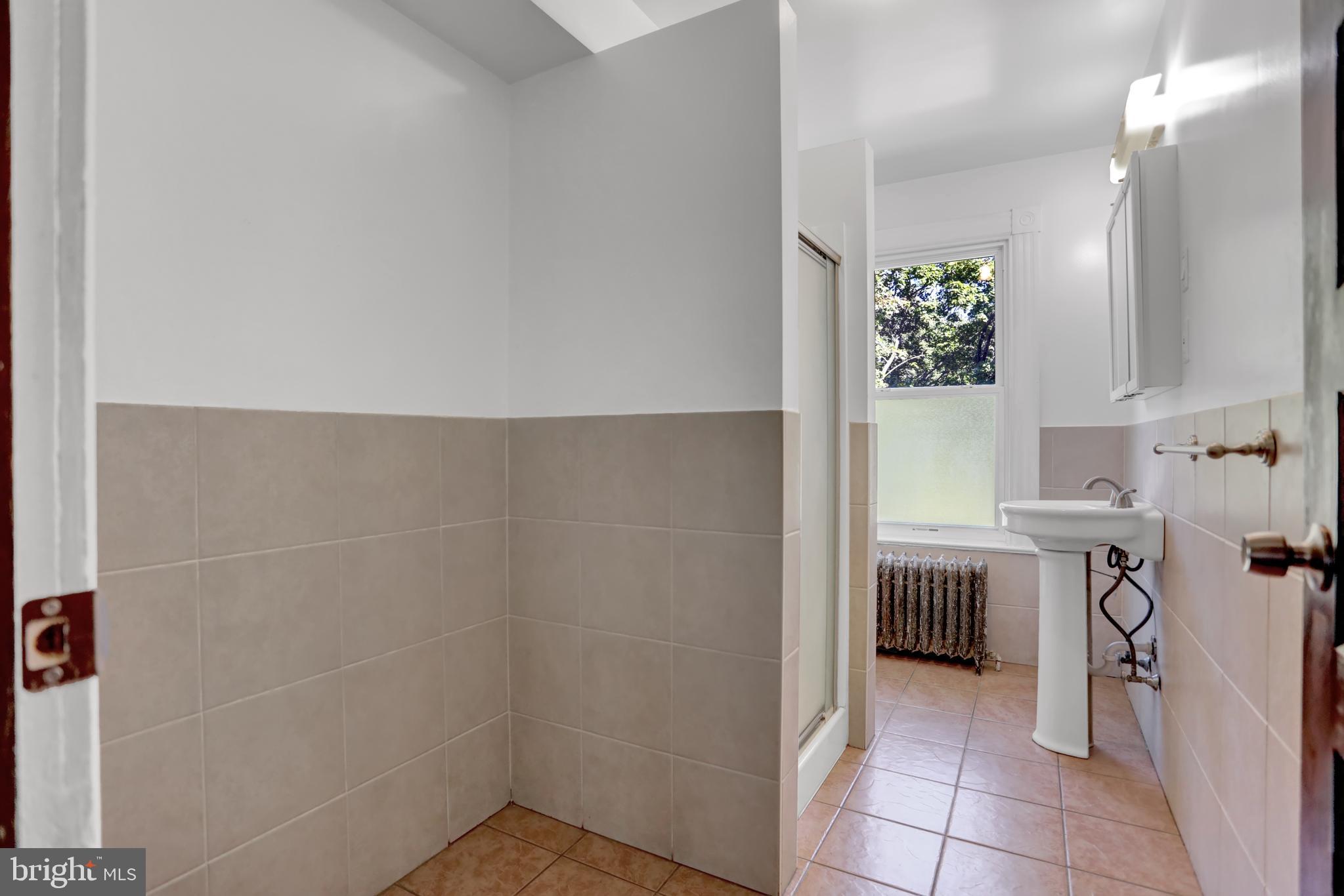 ABERDEEN HILLS - Residential