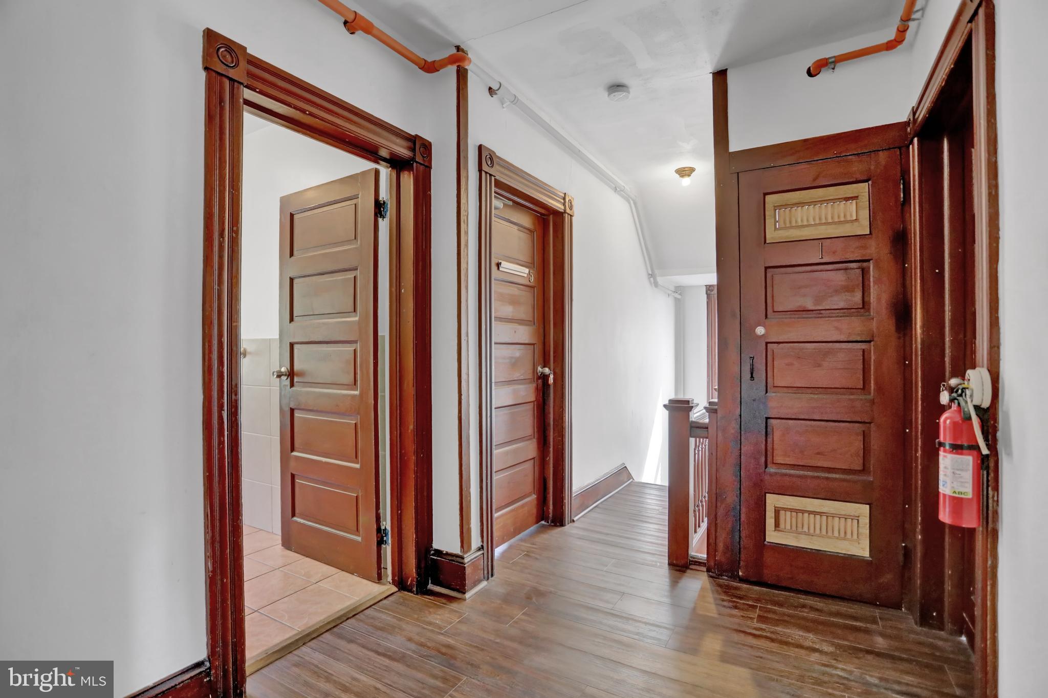 ABERDEEN HILLS - Residential