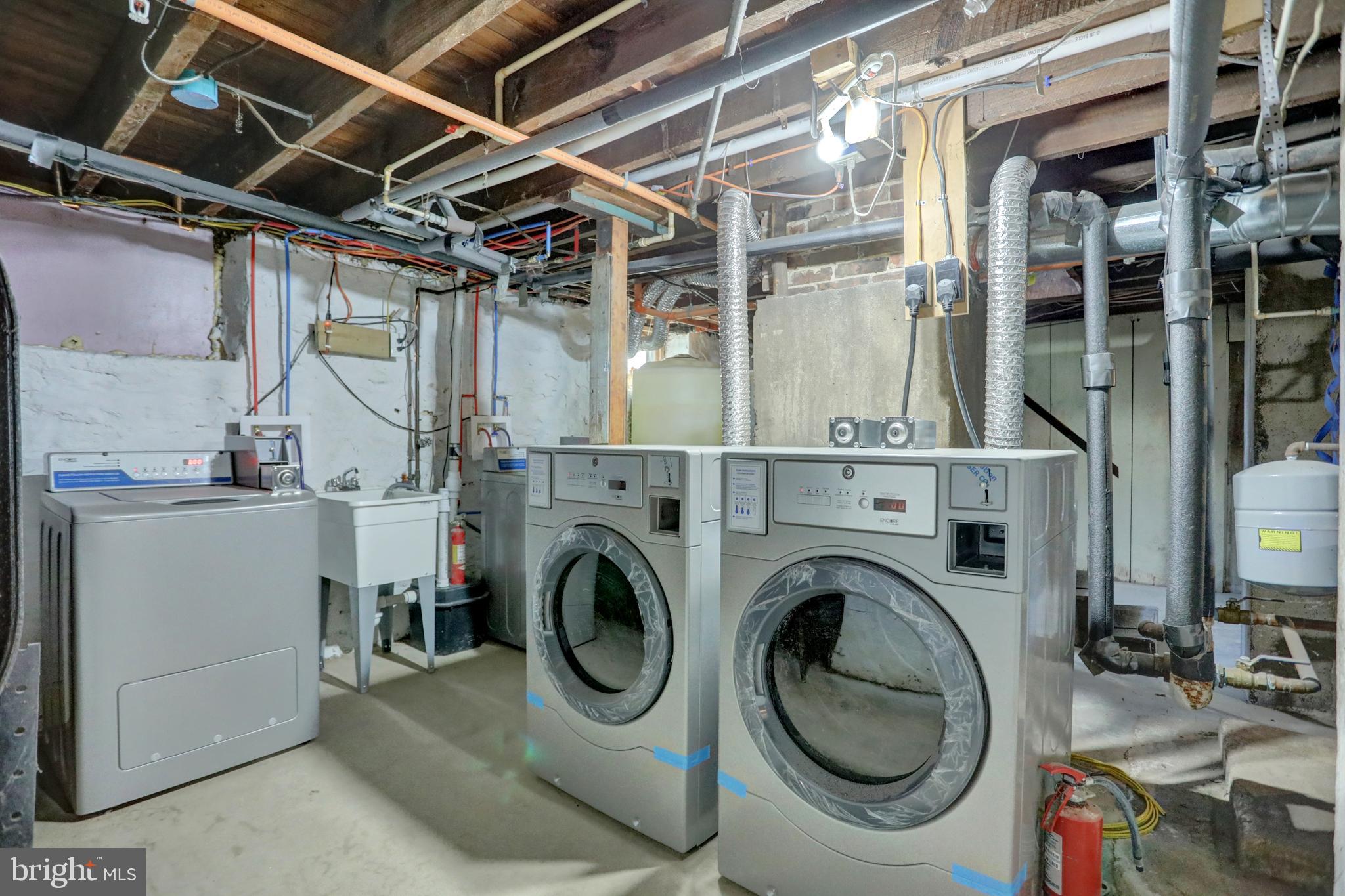 ABERDEEN HILLS - Residential