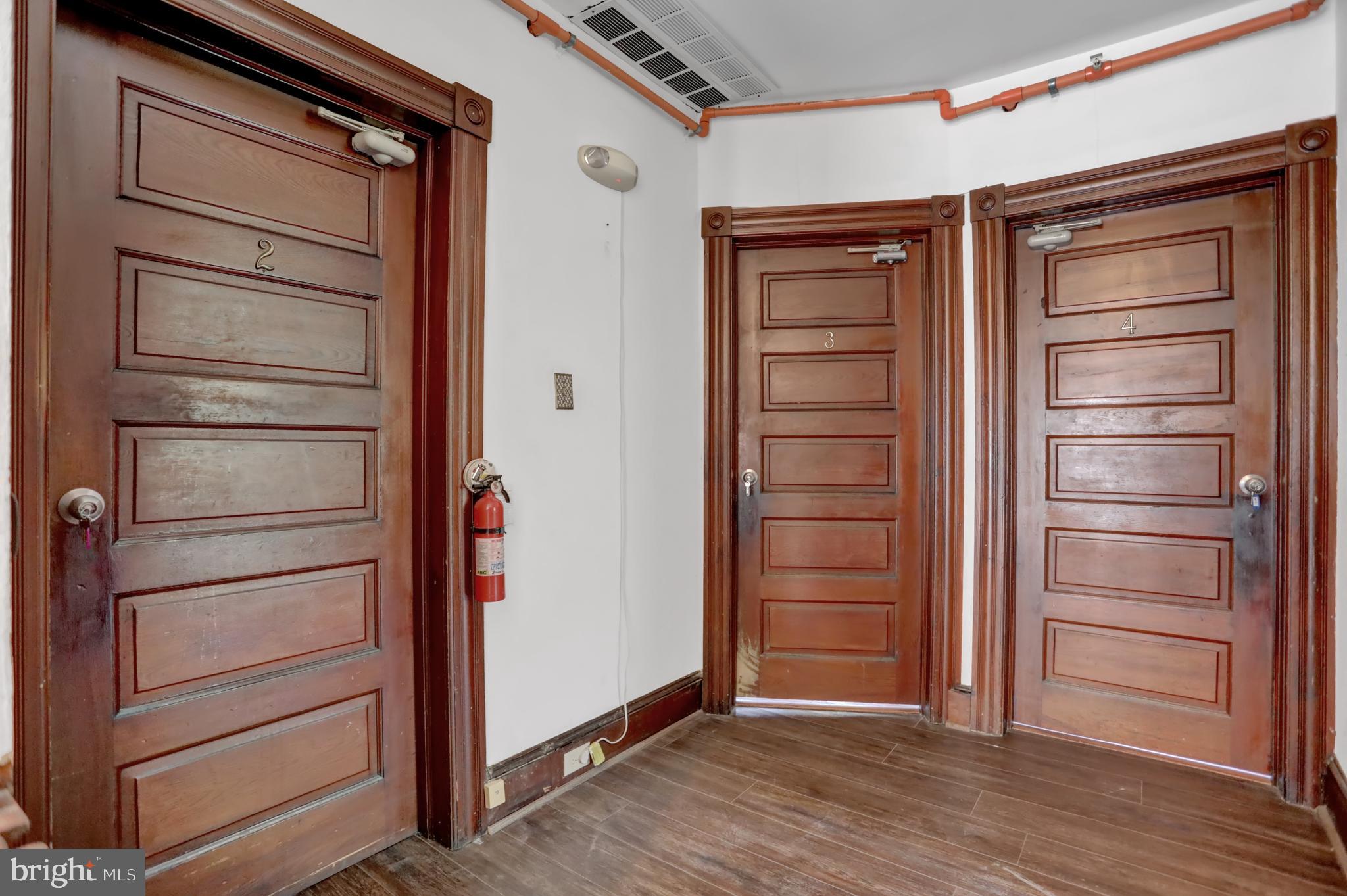 ABERDEEN HILLS - Residential