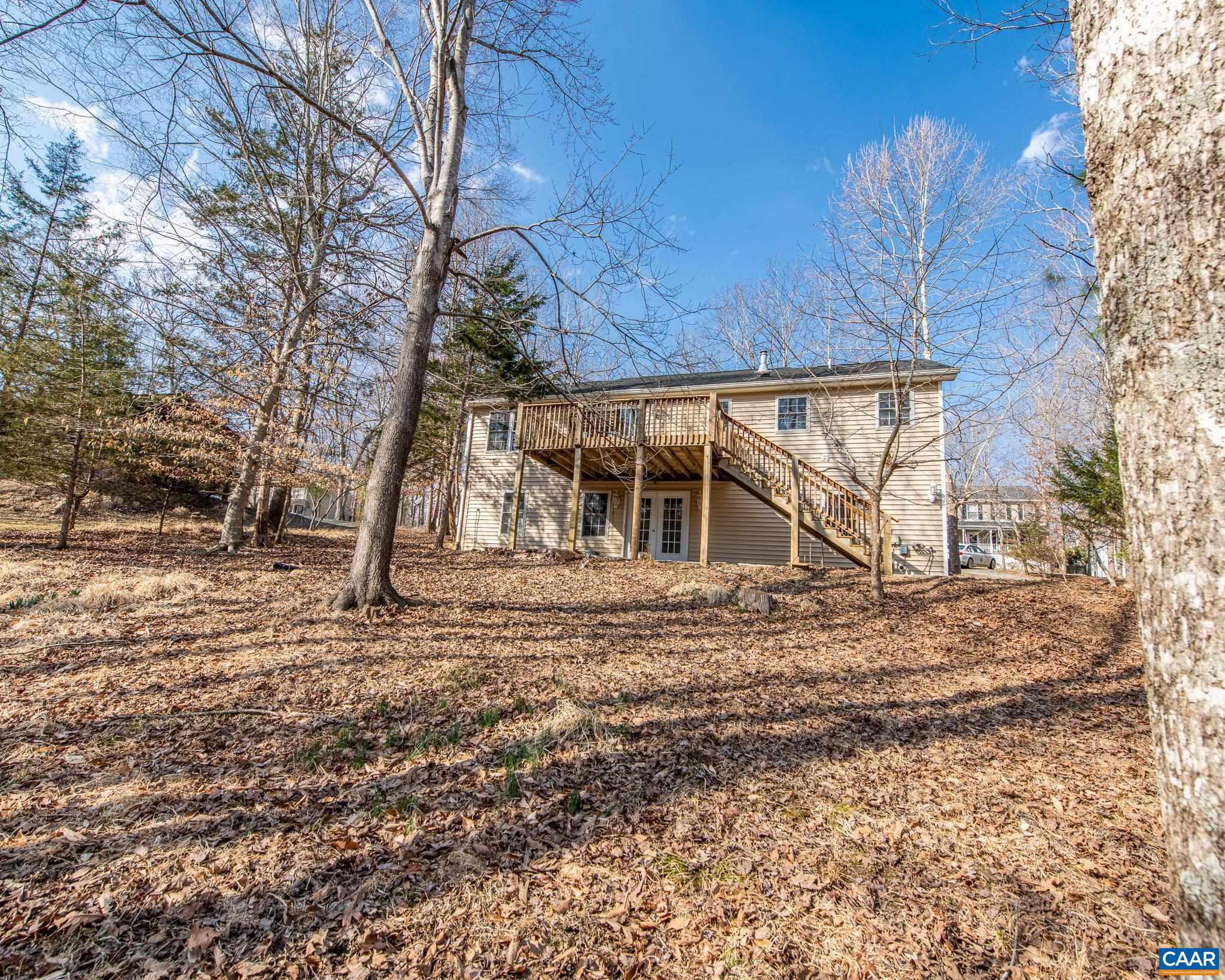 LAKE MONTICELLO - Residential