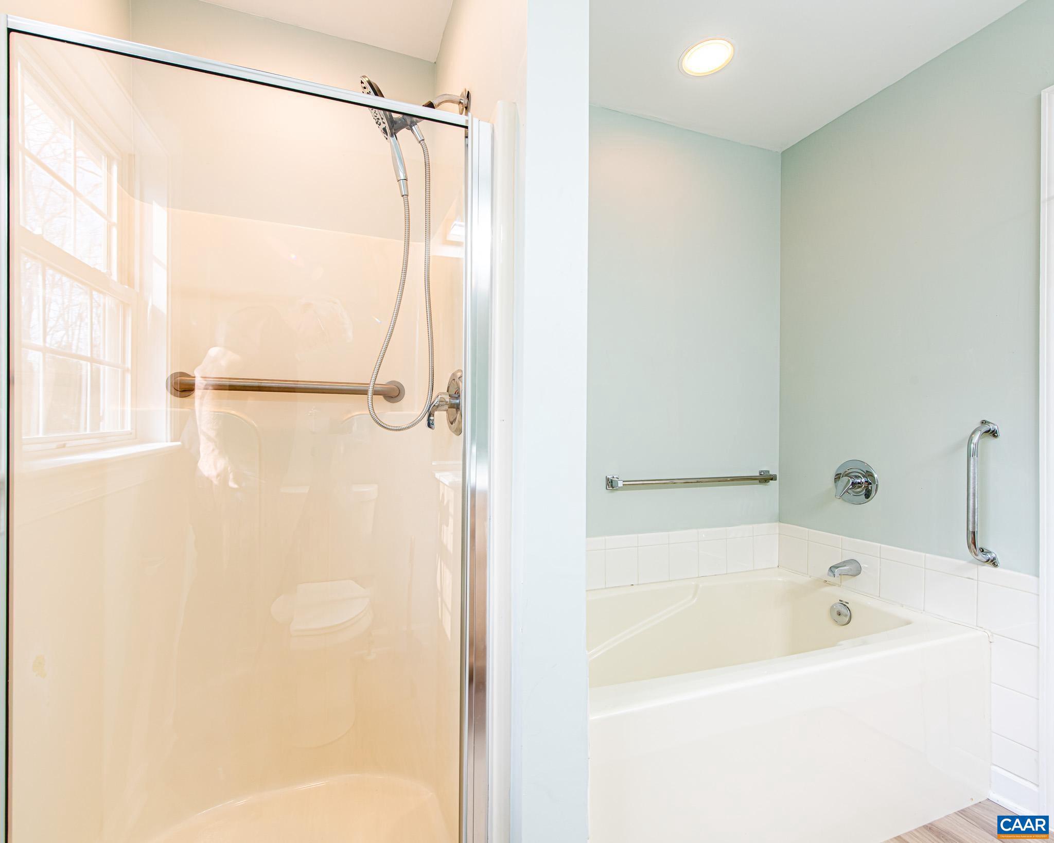 LAKE MONTICELLO - Residential