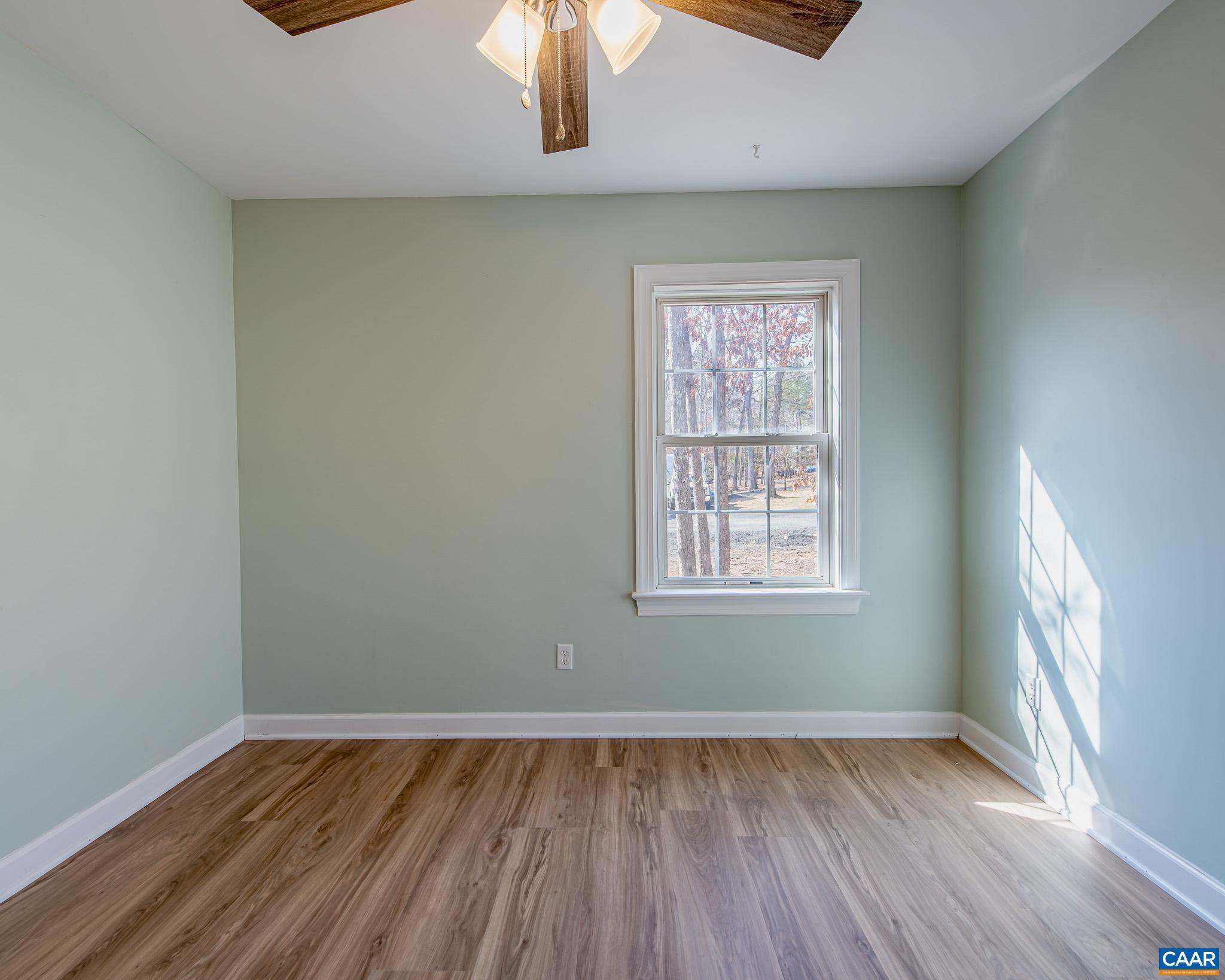 LAKE MONTICELLO - Residential