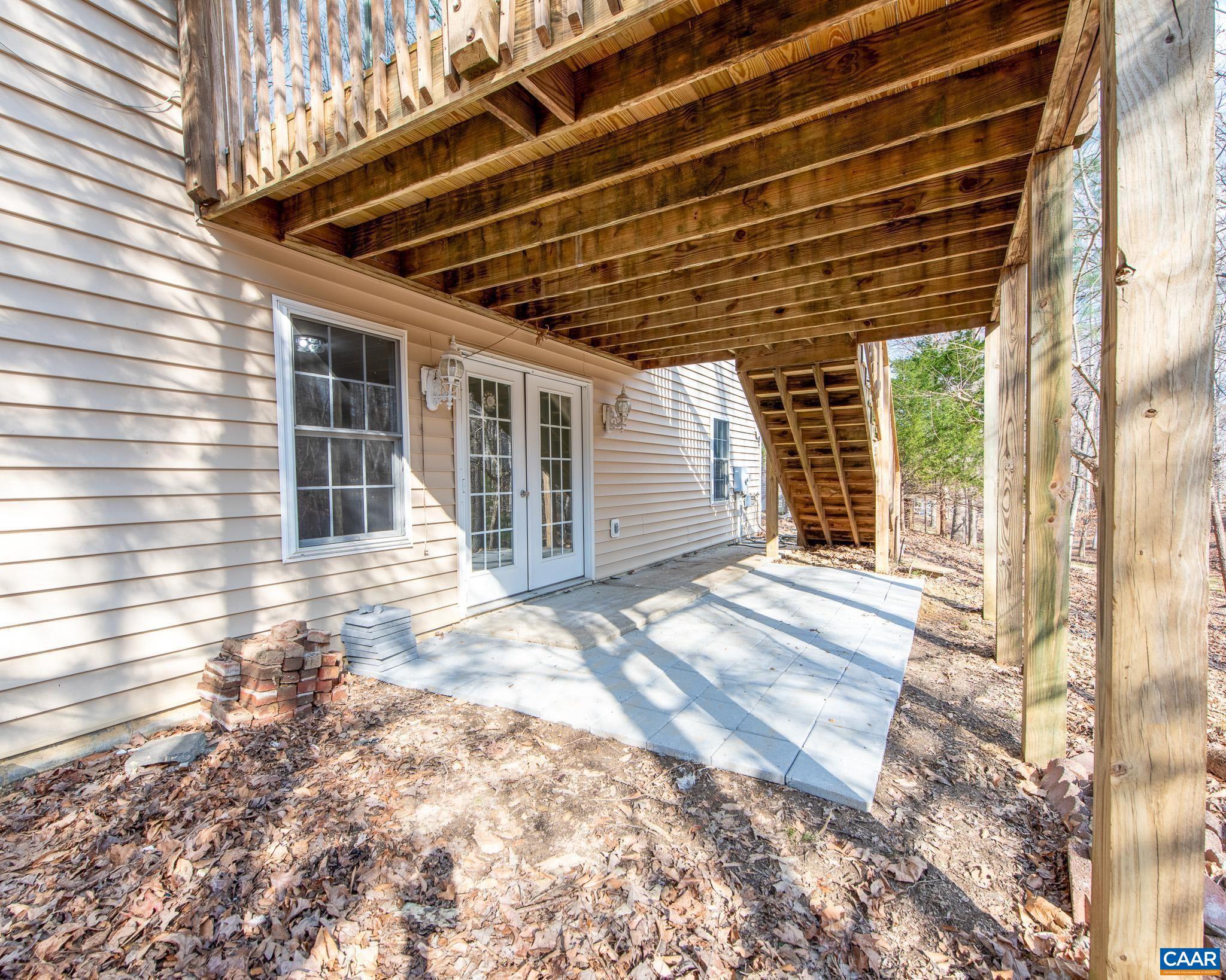 LAKE MONTICELLO - Residential