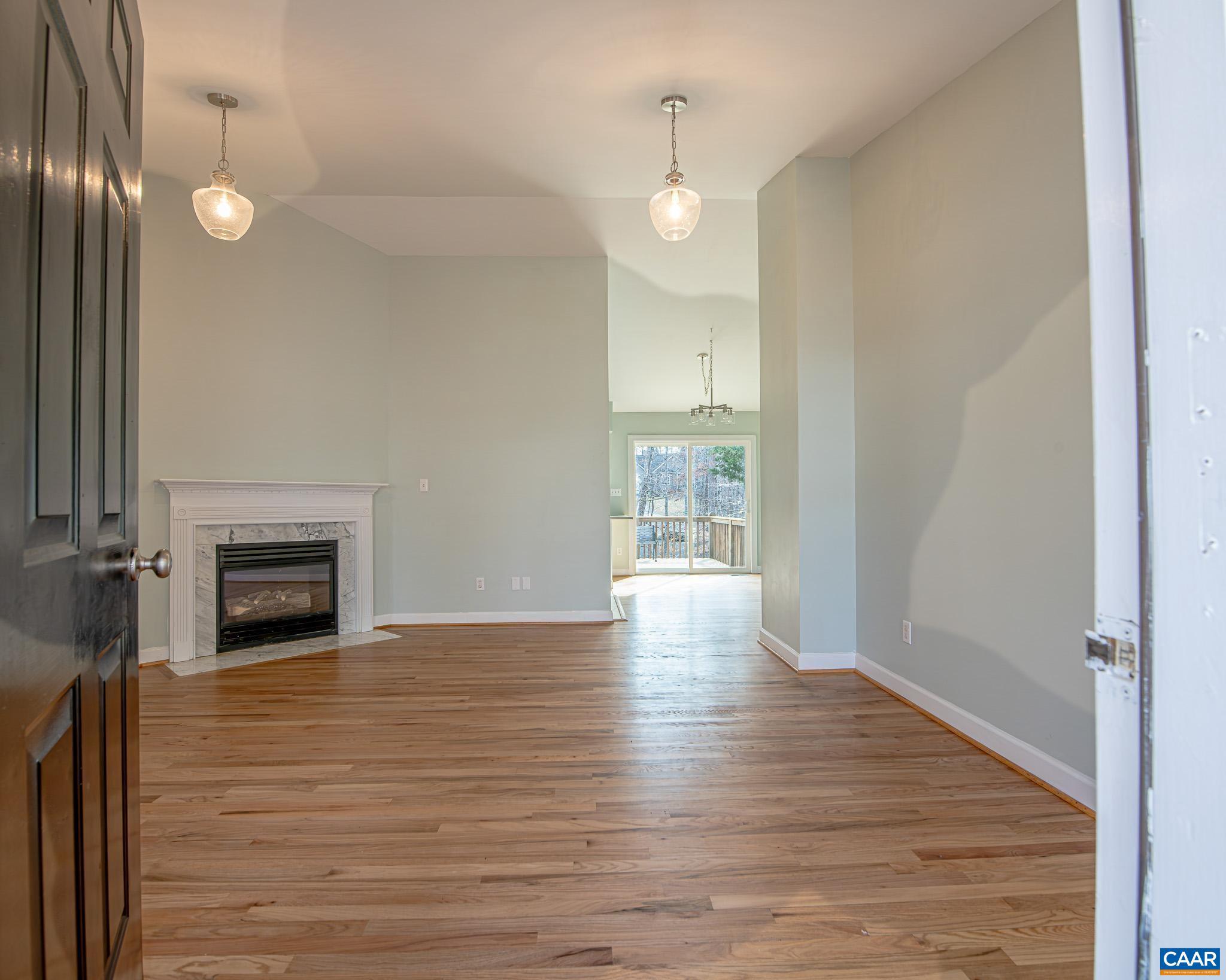 LAKE MONTICELLO - Residential