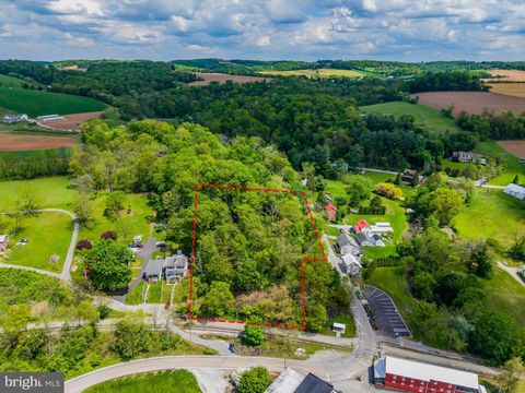 Photo of 0 W Clearview Drive, GLEN ROCK, PA 17327 (MLS # PAYK2084606)