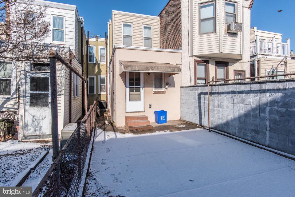 FISHTOWN - Residential Lease