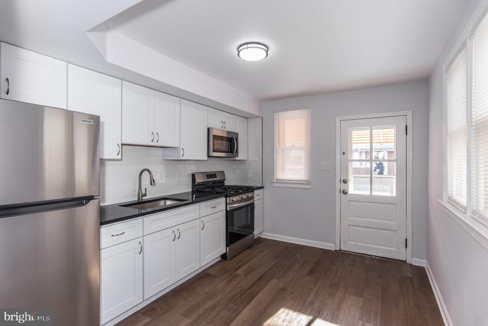 FISHTOWN - Residential Lease