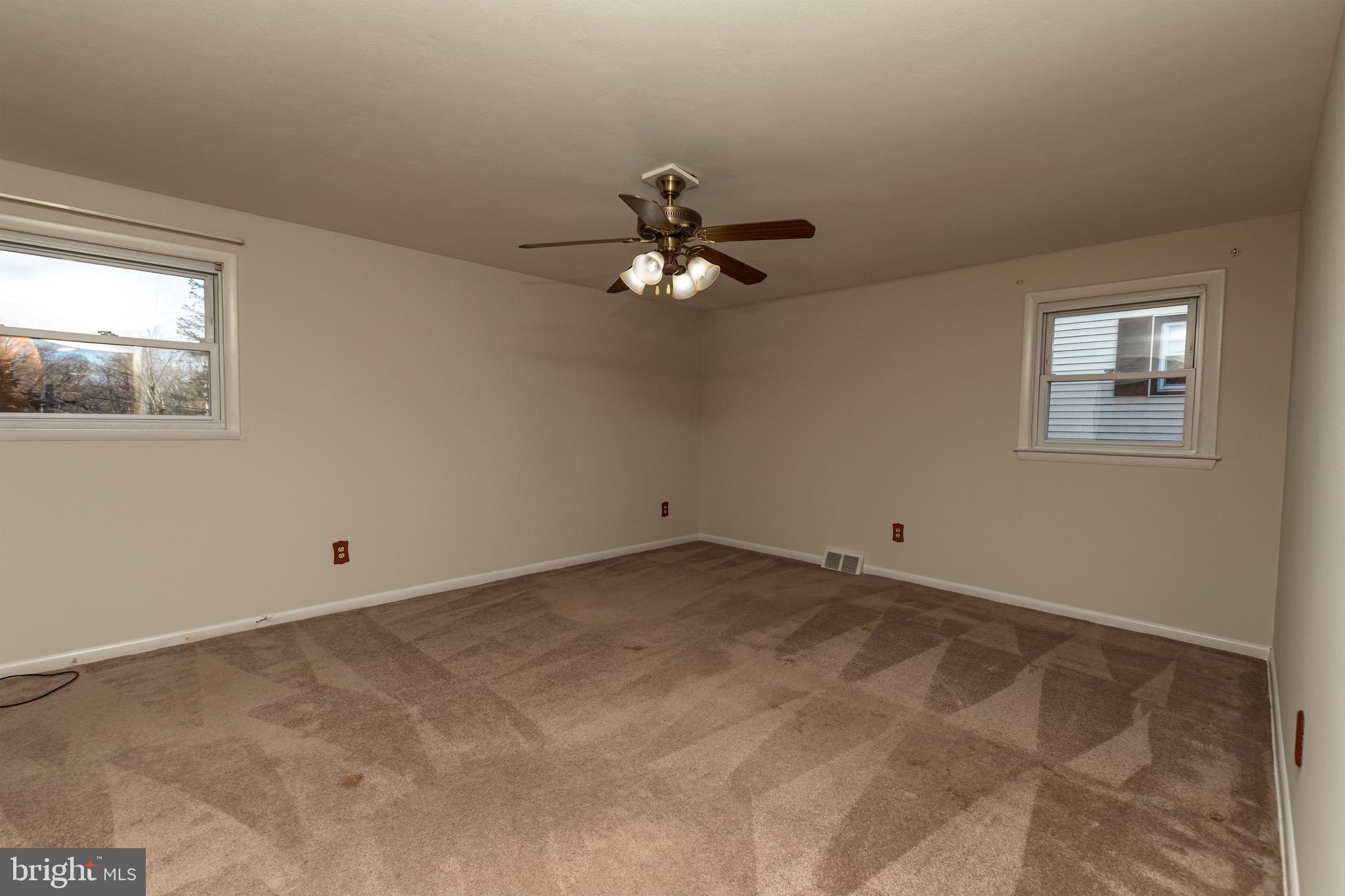 WINDY HILLS - Residential